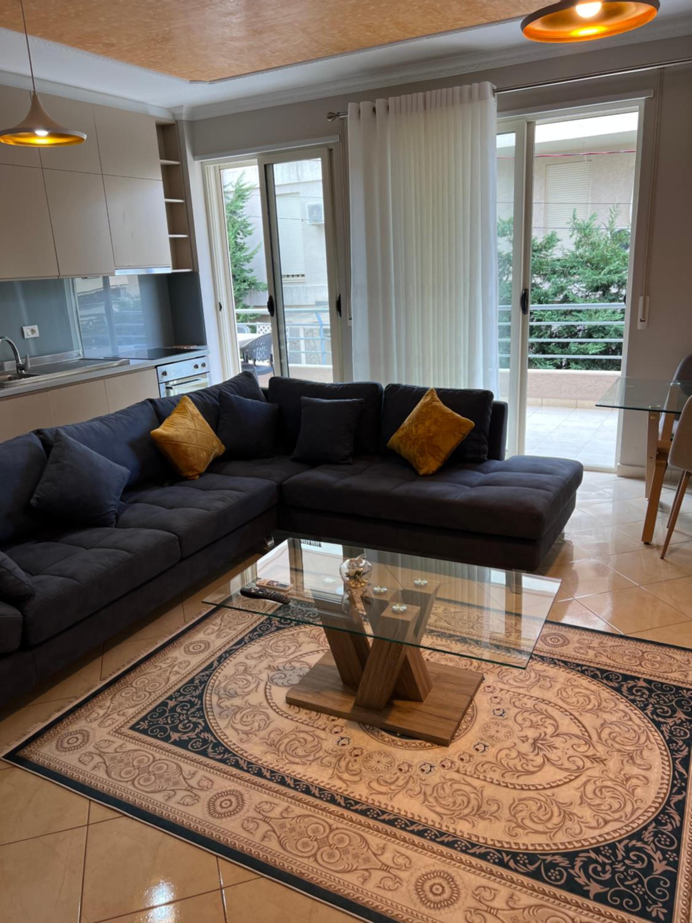 Lake View Apartment Tirana