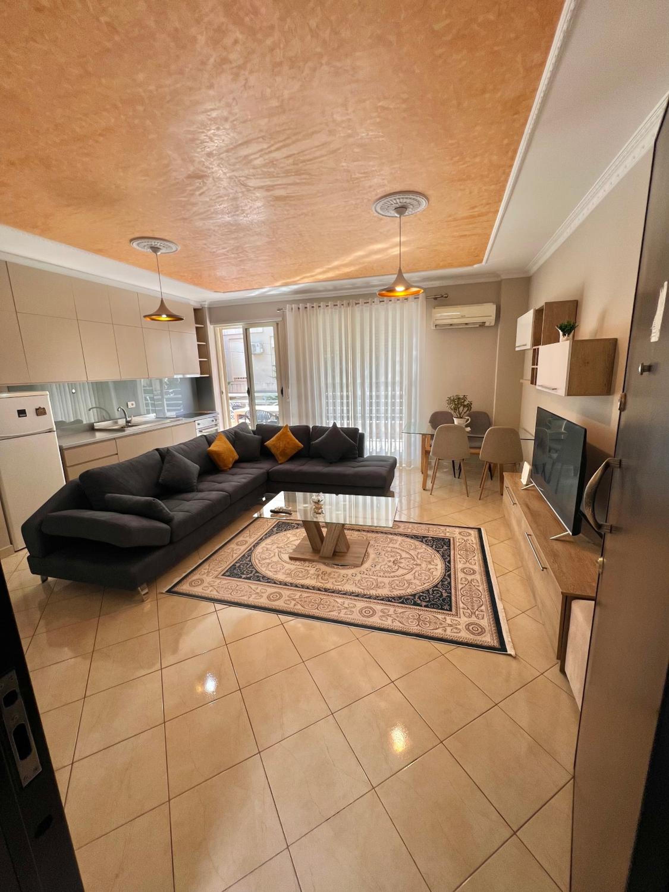 Lake View Apartment Tirana
