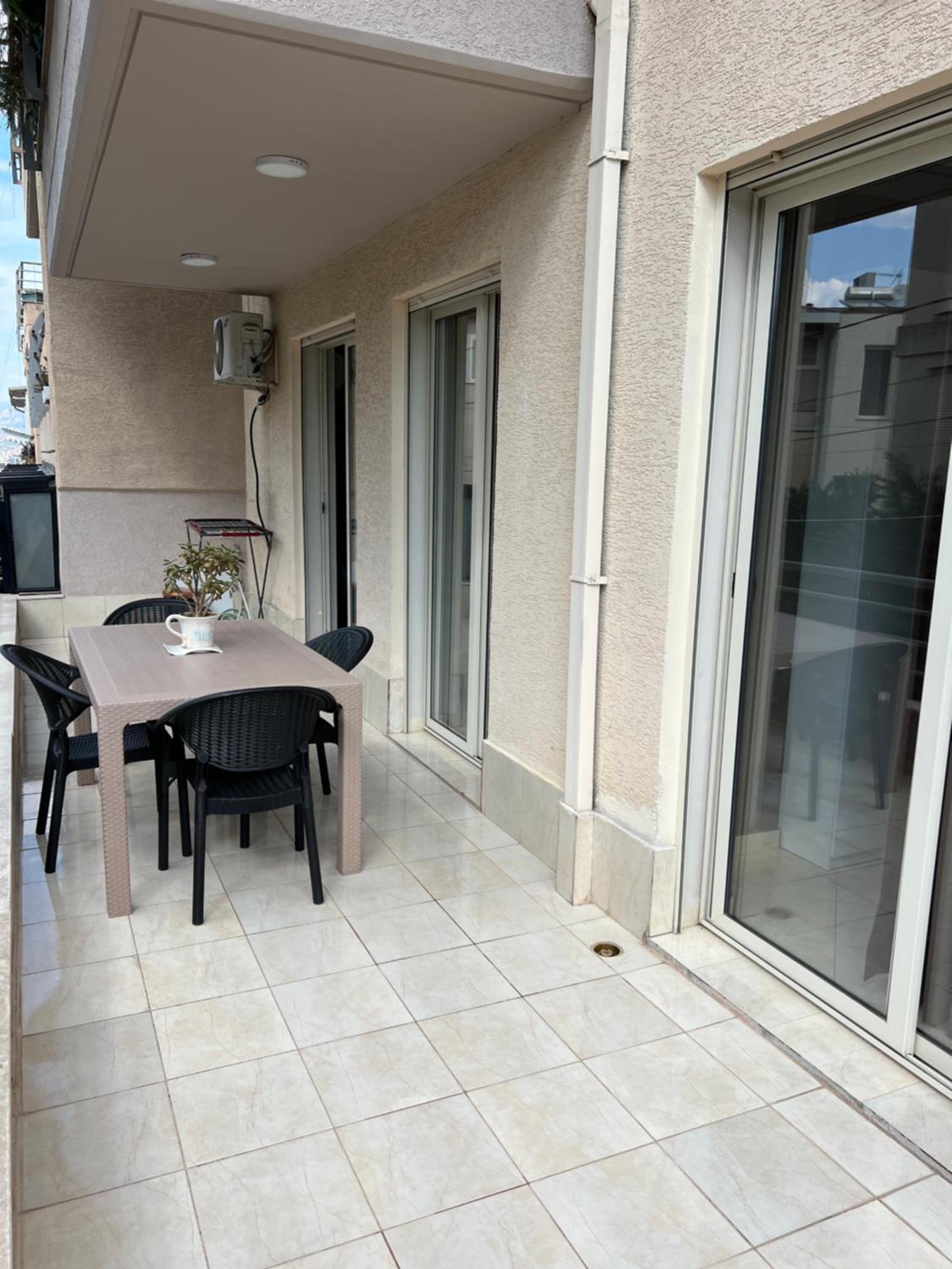 Lake View Apartment Tirana