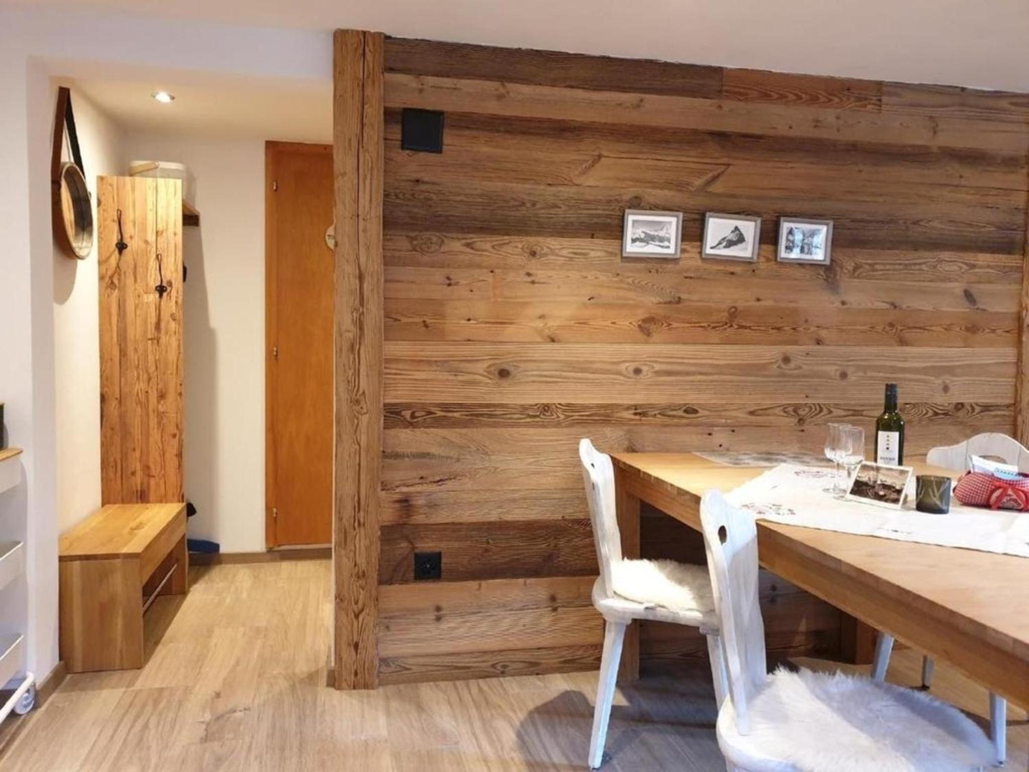 Ferienwohnung Heini direkt an der Piste in Zermatt