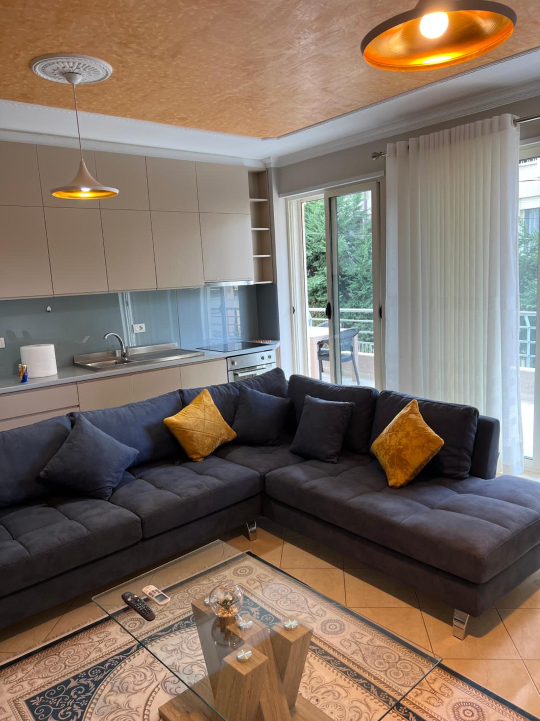 Lake View Apartment Tirana