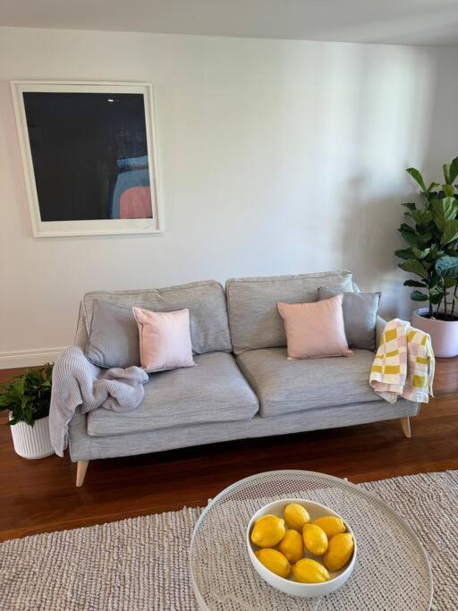 Spacious Middle Park Townhouse, Sleeps 6, Bayside