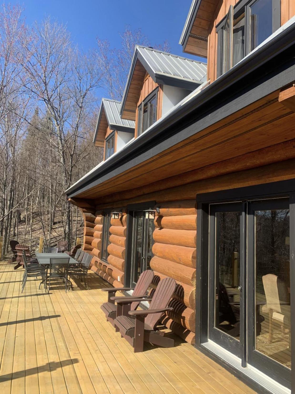 Mont-Tremblant Mountain View Chalet