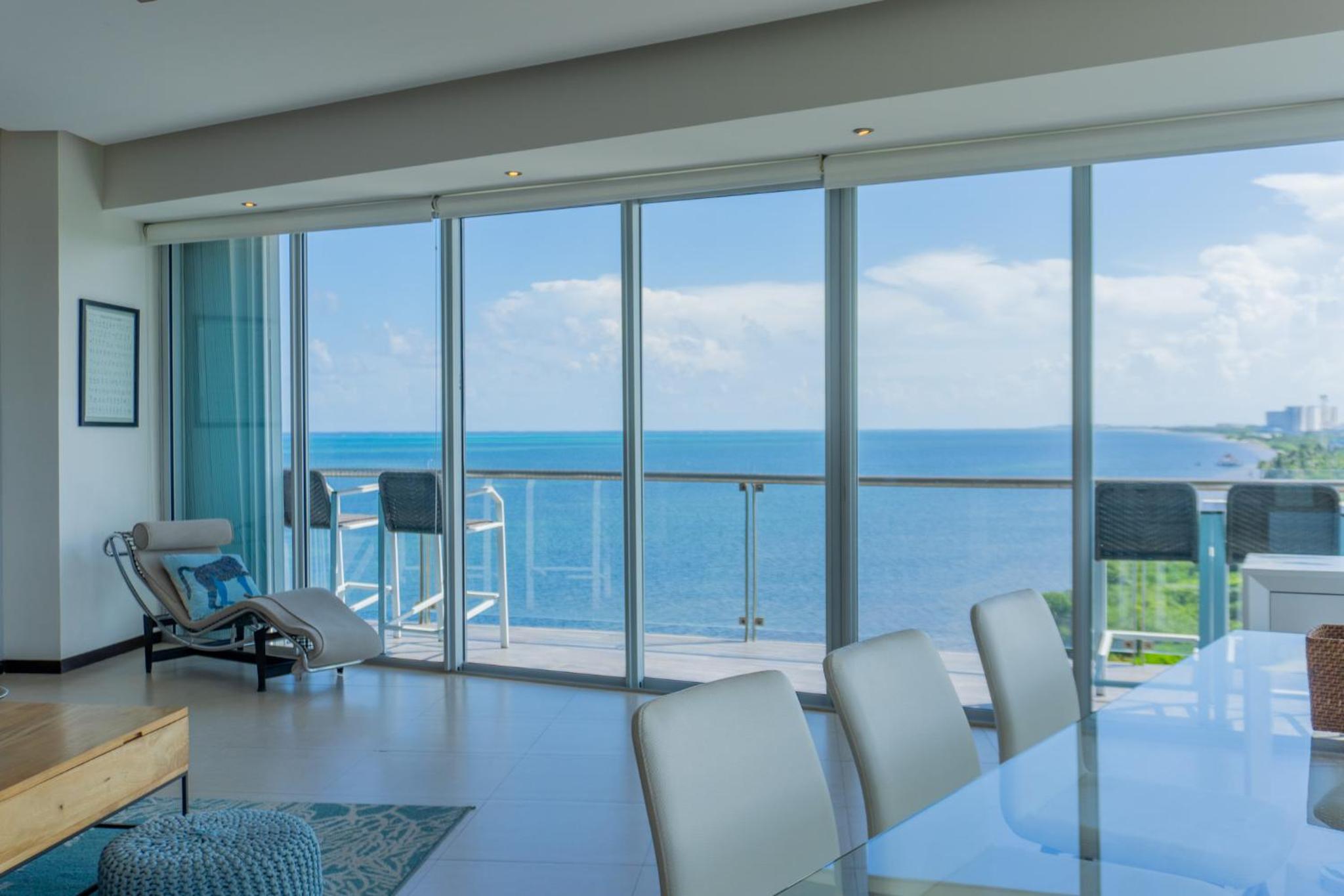 Luxury Beachfront Condo - Cancún