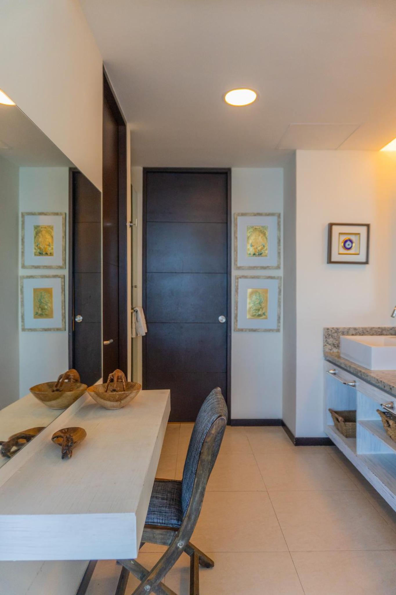 Luxury Beachfront Condo - Cancún