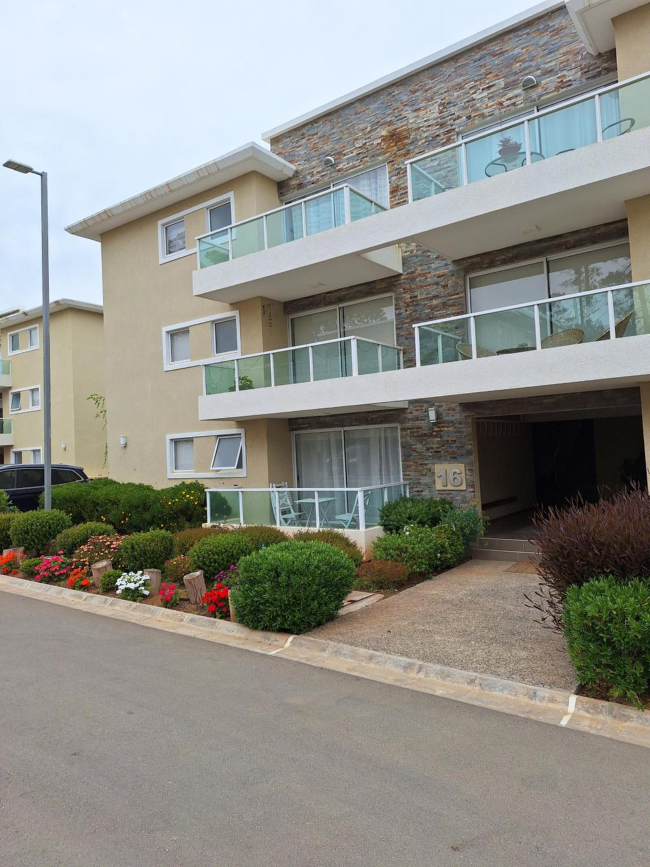 Hermoso Departamento de Descanso y Relajo En Condominio Quebrada La Candelaria Algarrobo