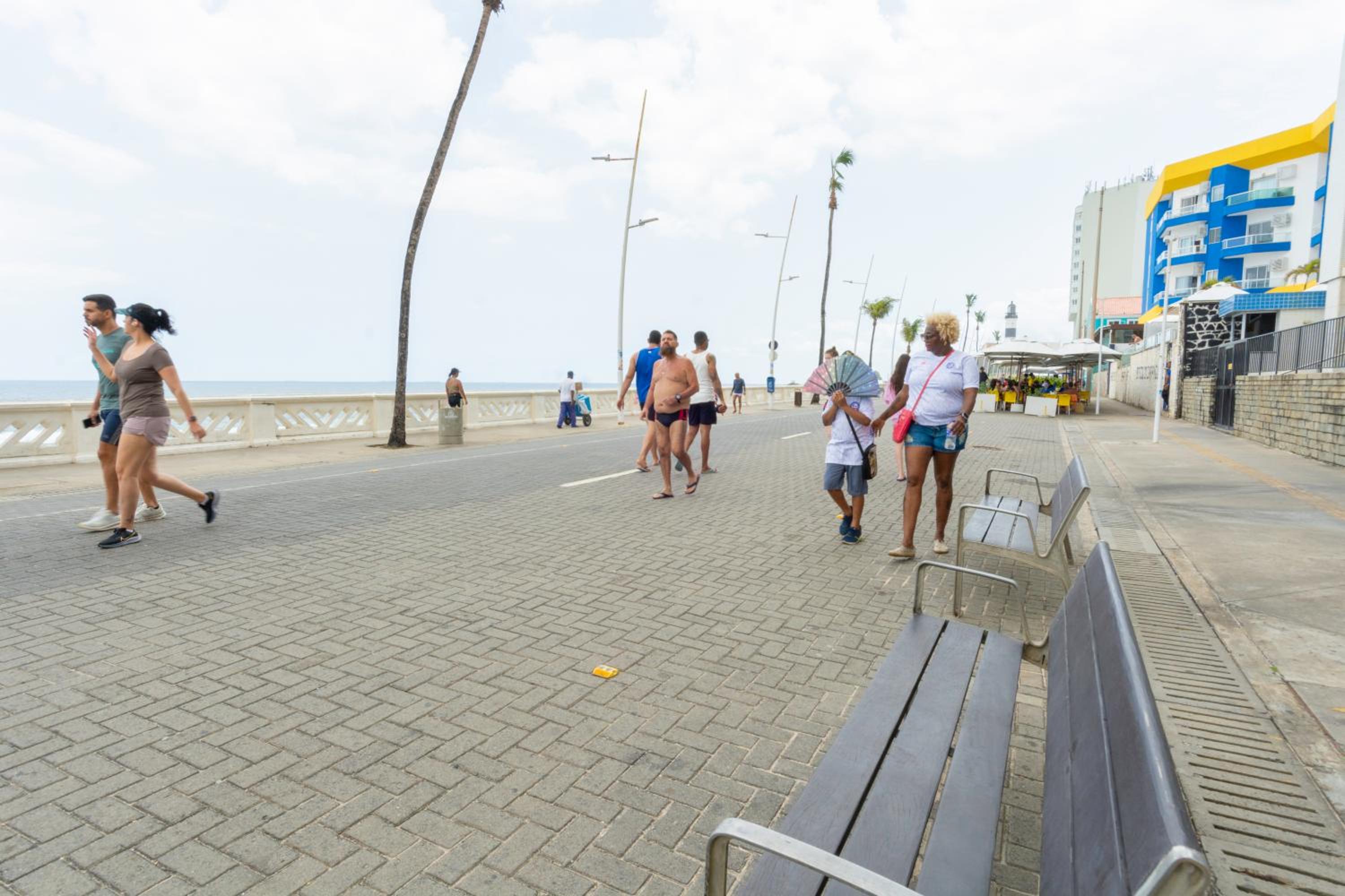 Pé na Areia - Flat com PiscinaArGaragem na Barra