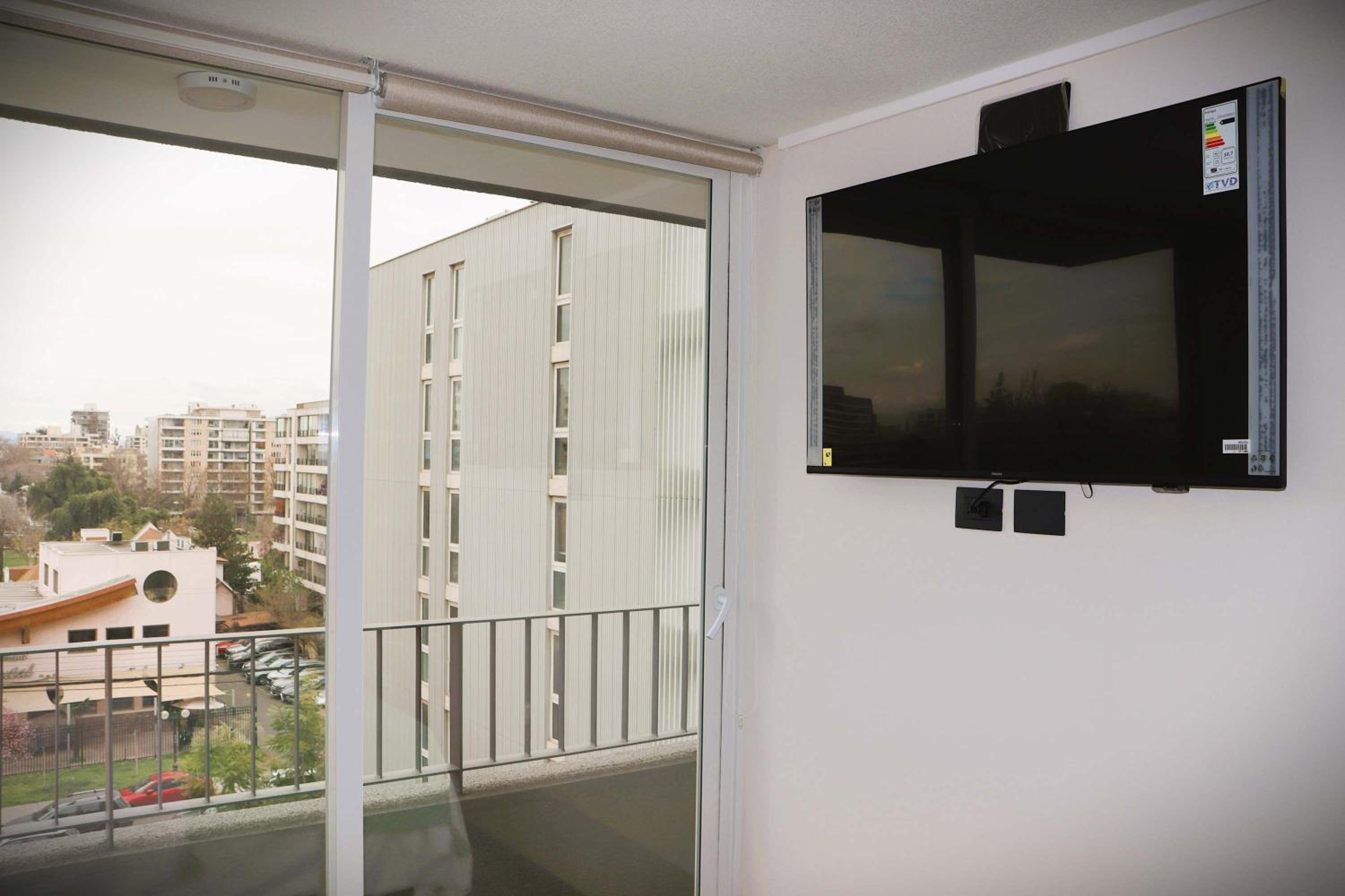 HOM I Comodo Depto 2D2B 4PAX con Parking Providencia