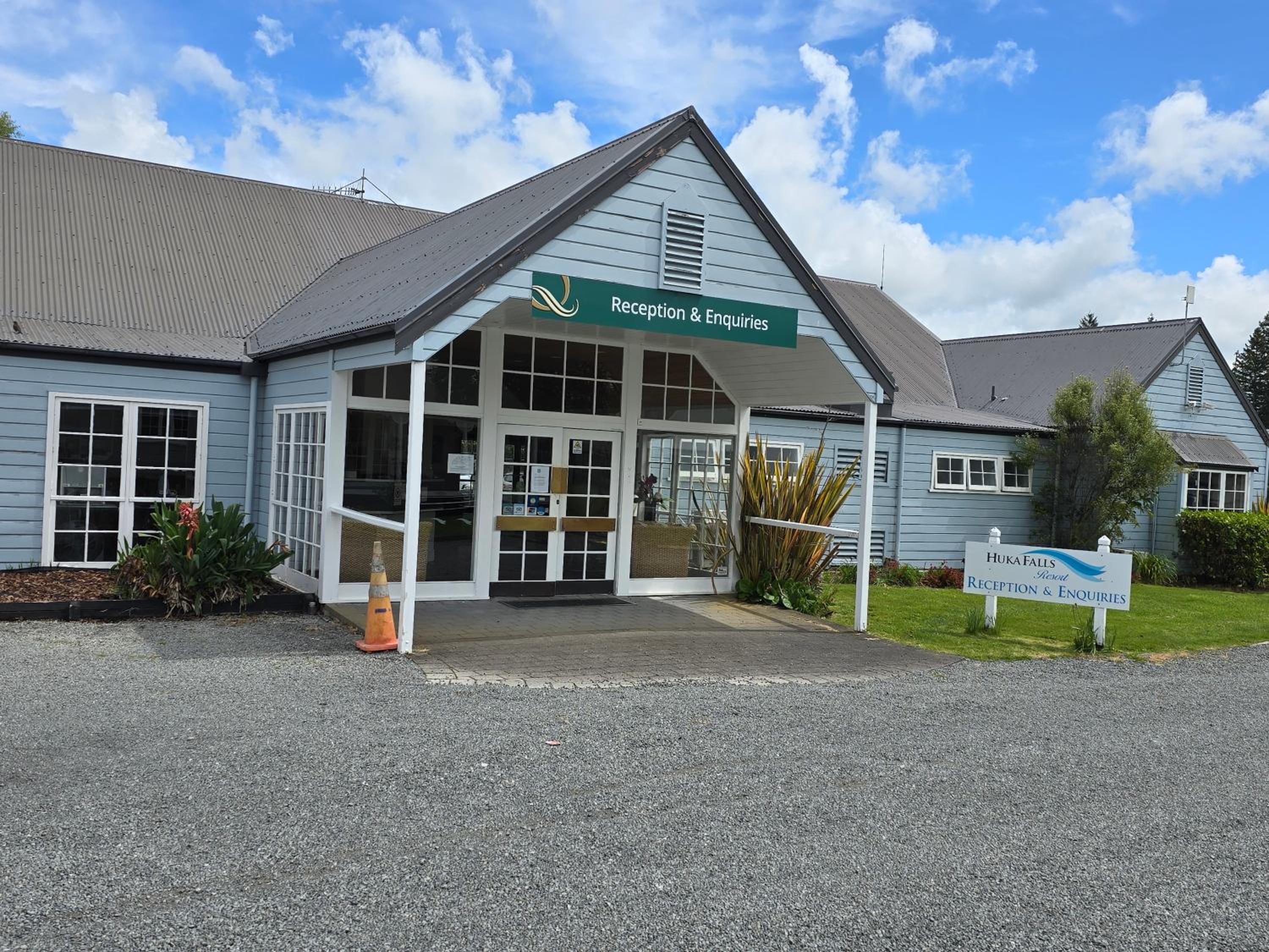 Huka Falls Resort