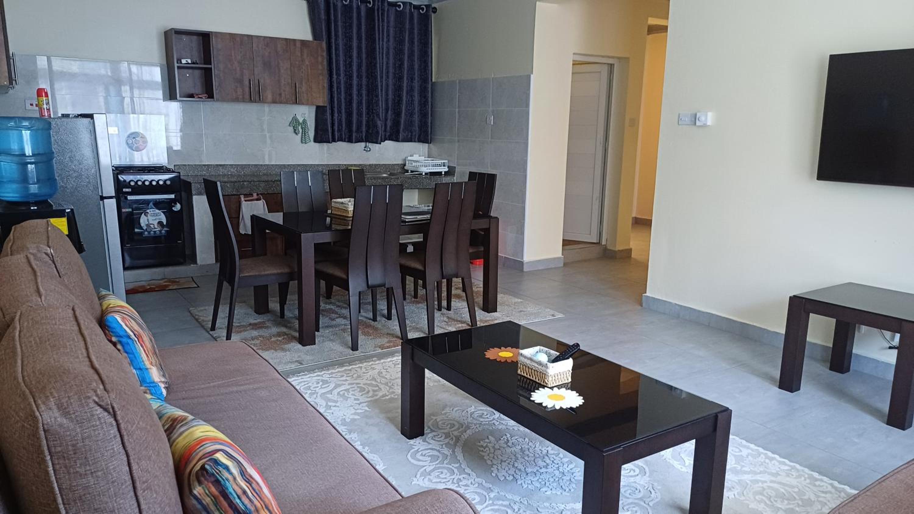 Luxury 2-Bedroom Apartment with Pool Access view 3