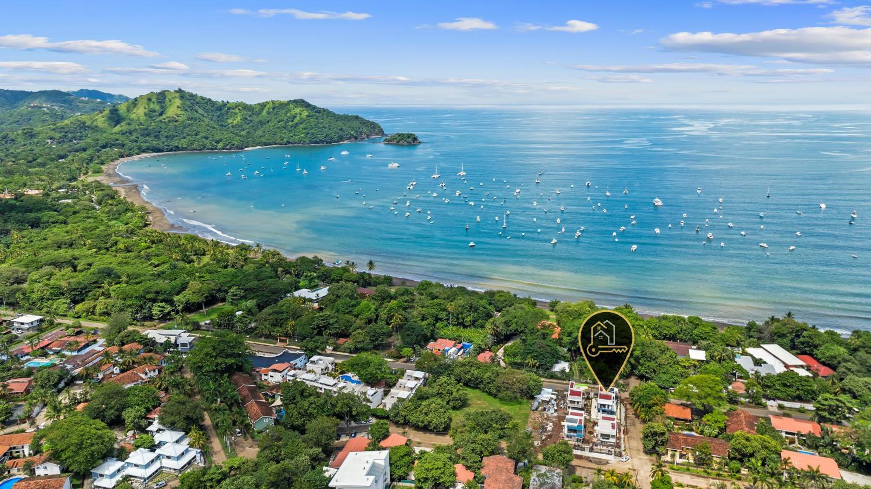 Three Bedroom Paradise Villa Across The Beach