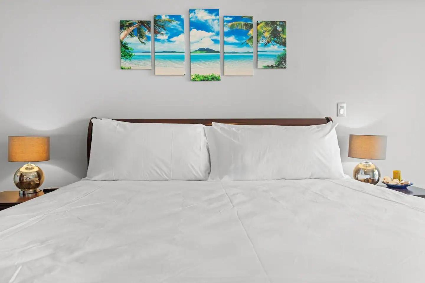 Majestic Oceanview Condo with King Beds
