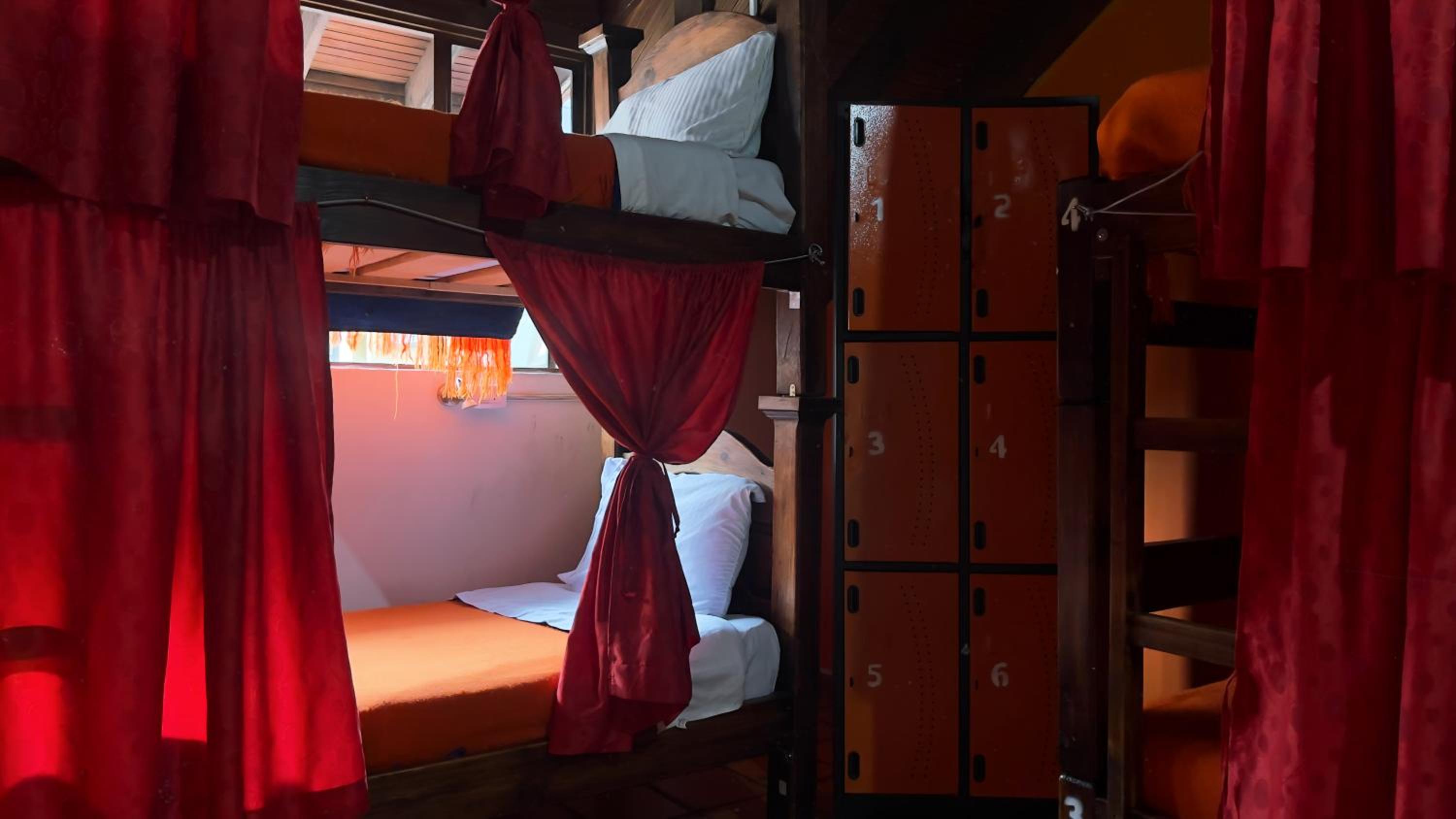 82Hostel