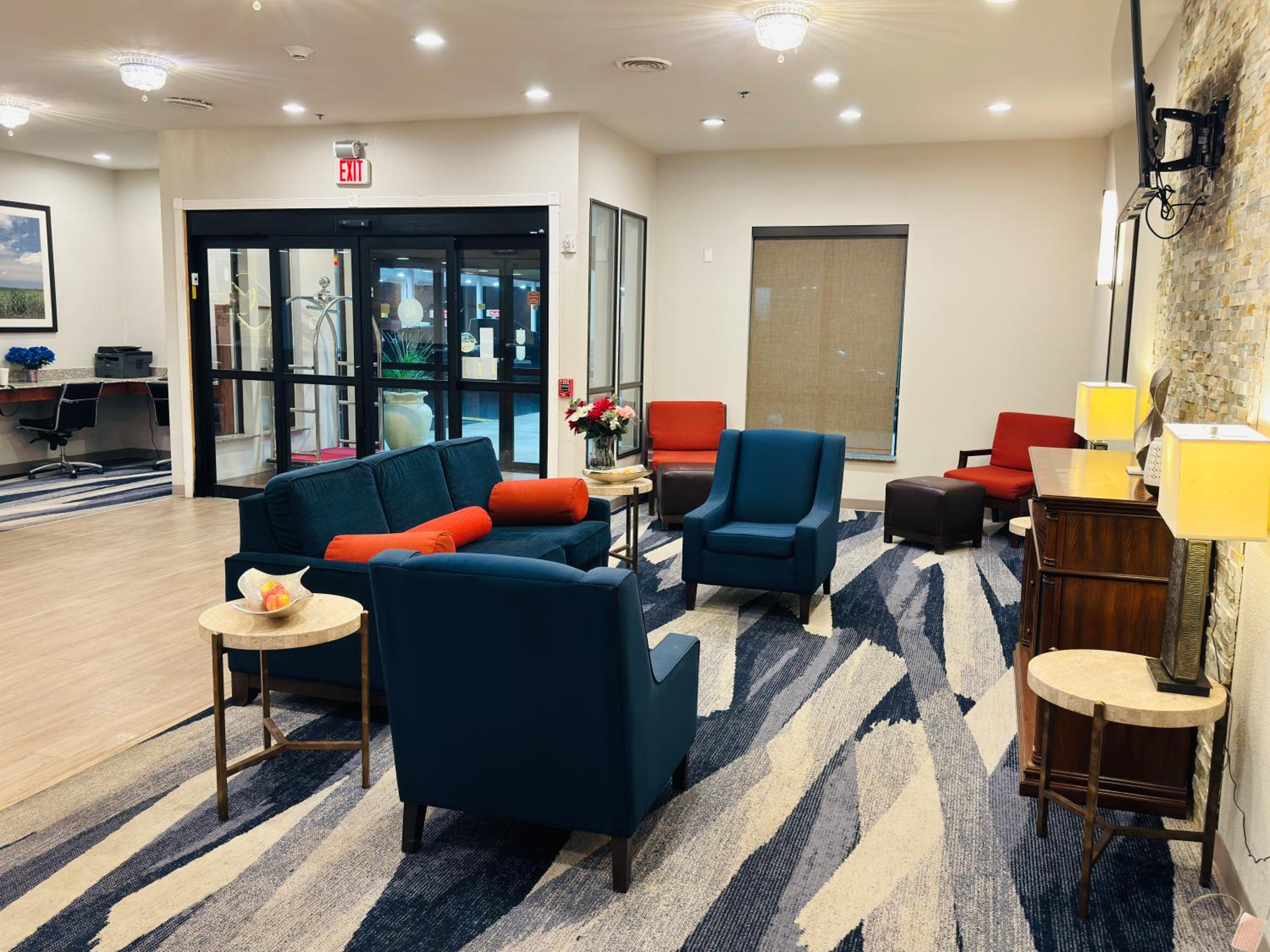 Comfort Suites Plymouth near US-30