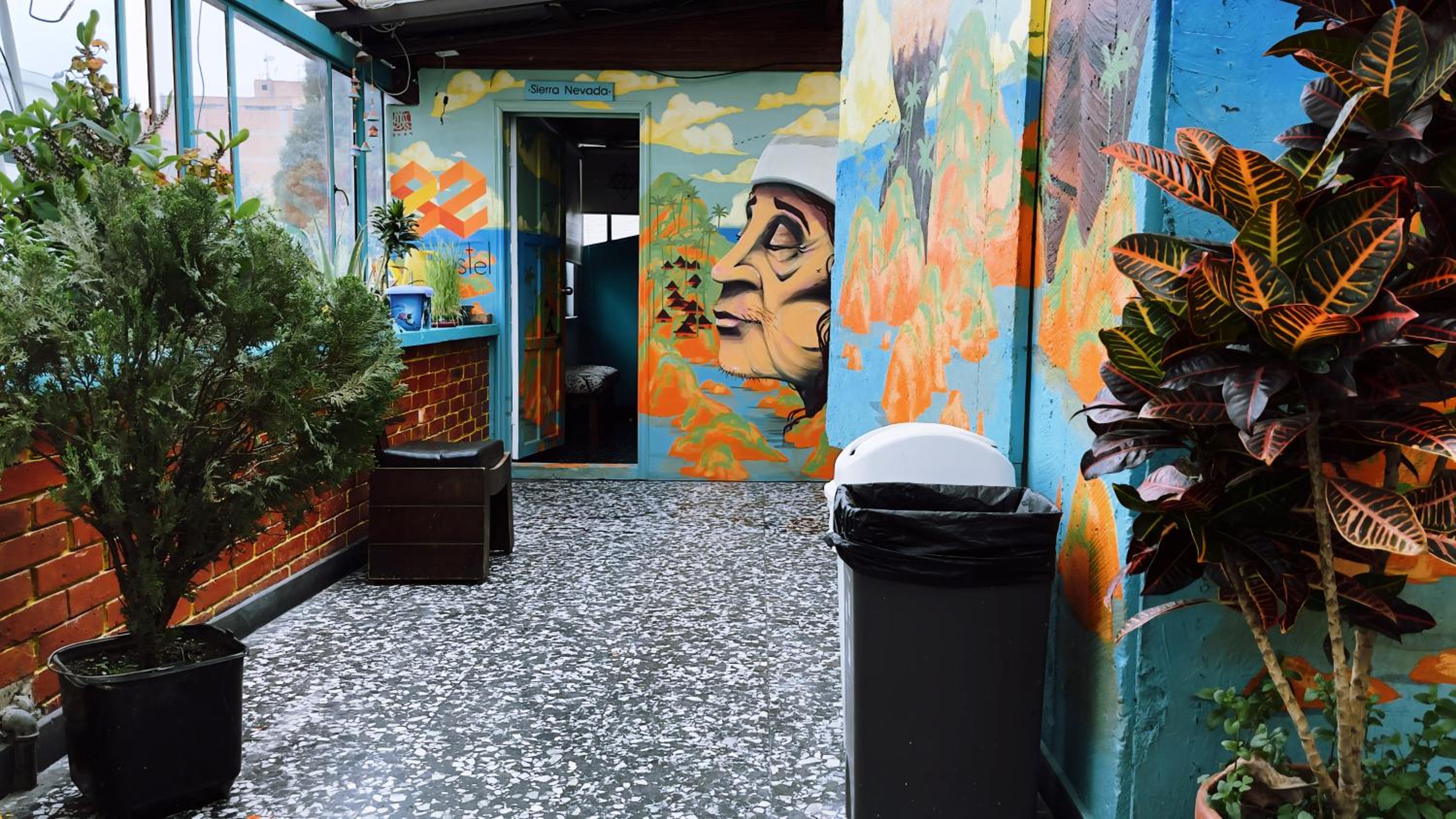 82Hostel