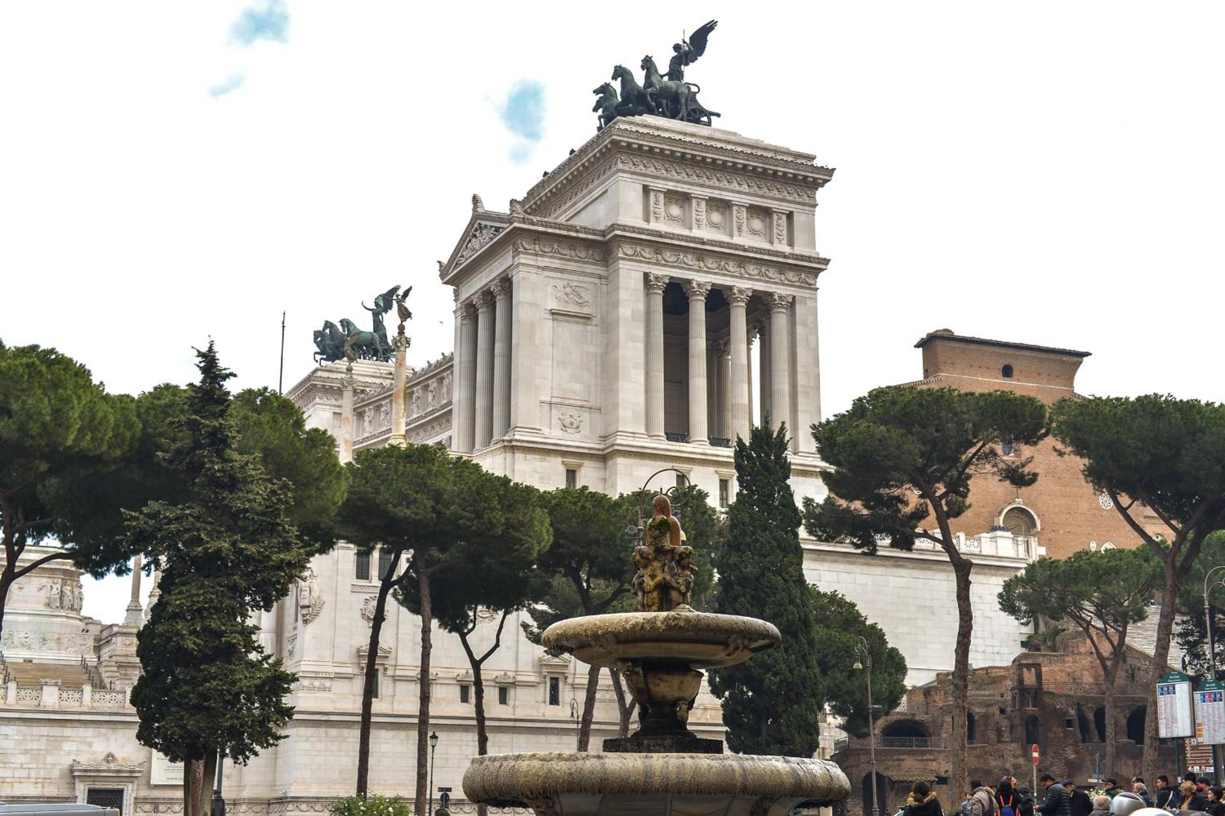 CS Piazza Venezia Apartment