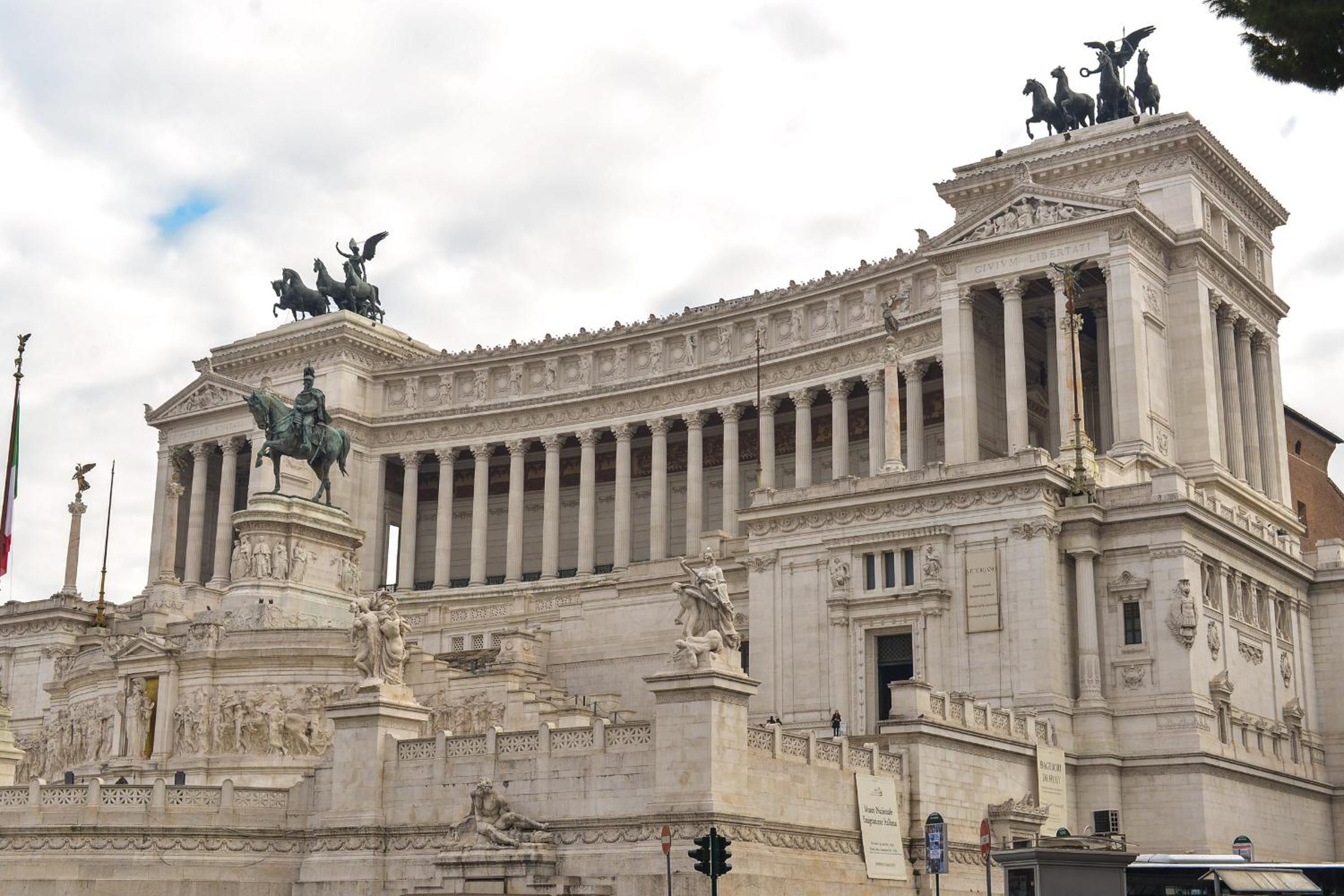 CS Piazza Venezia Apartment