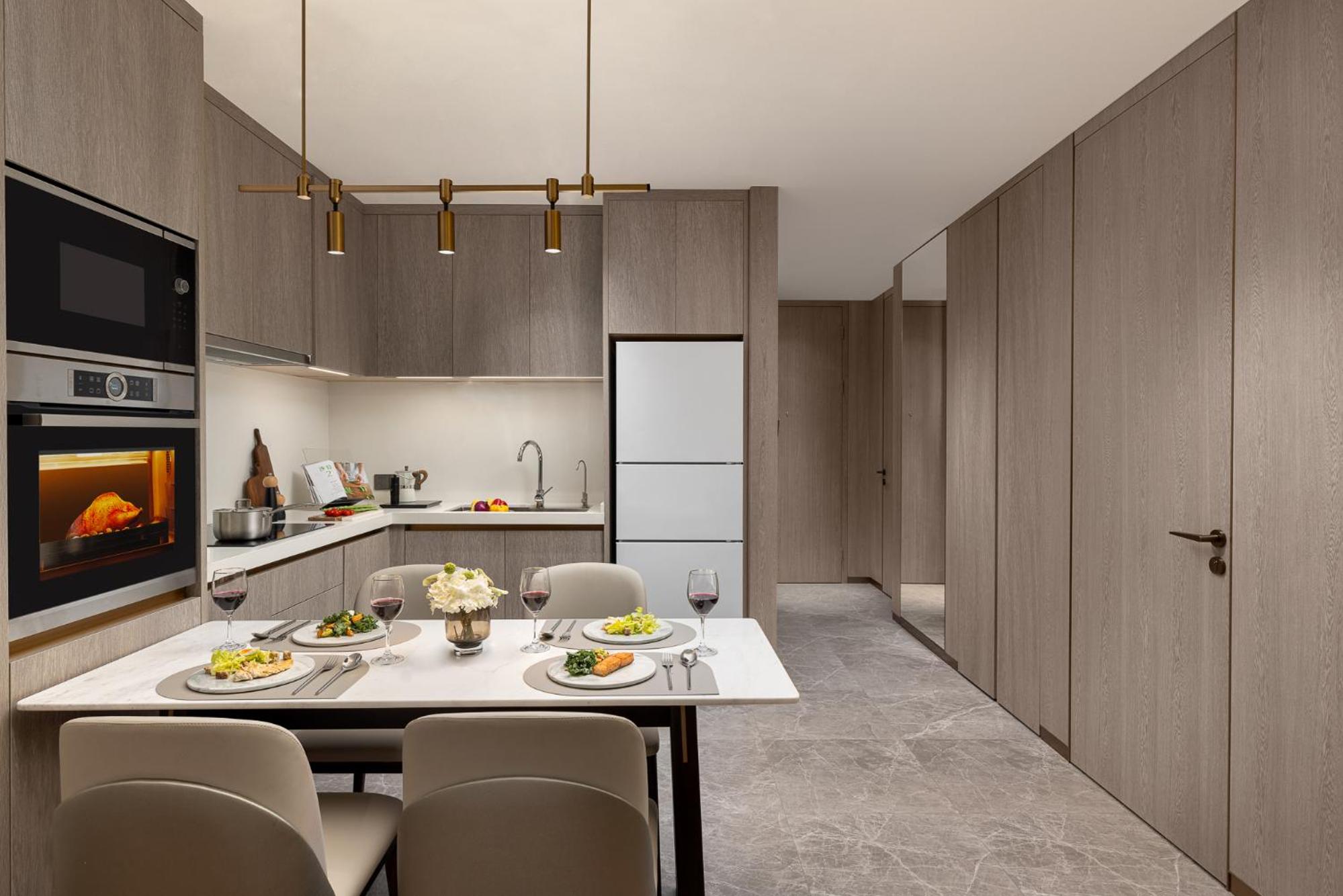 Somerset QPlex Shenzhen
