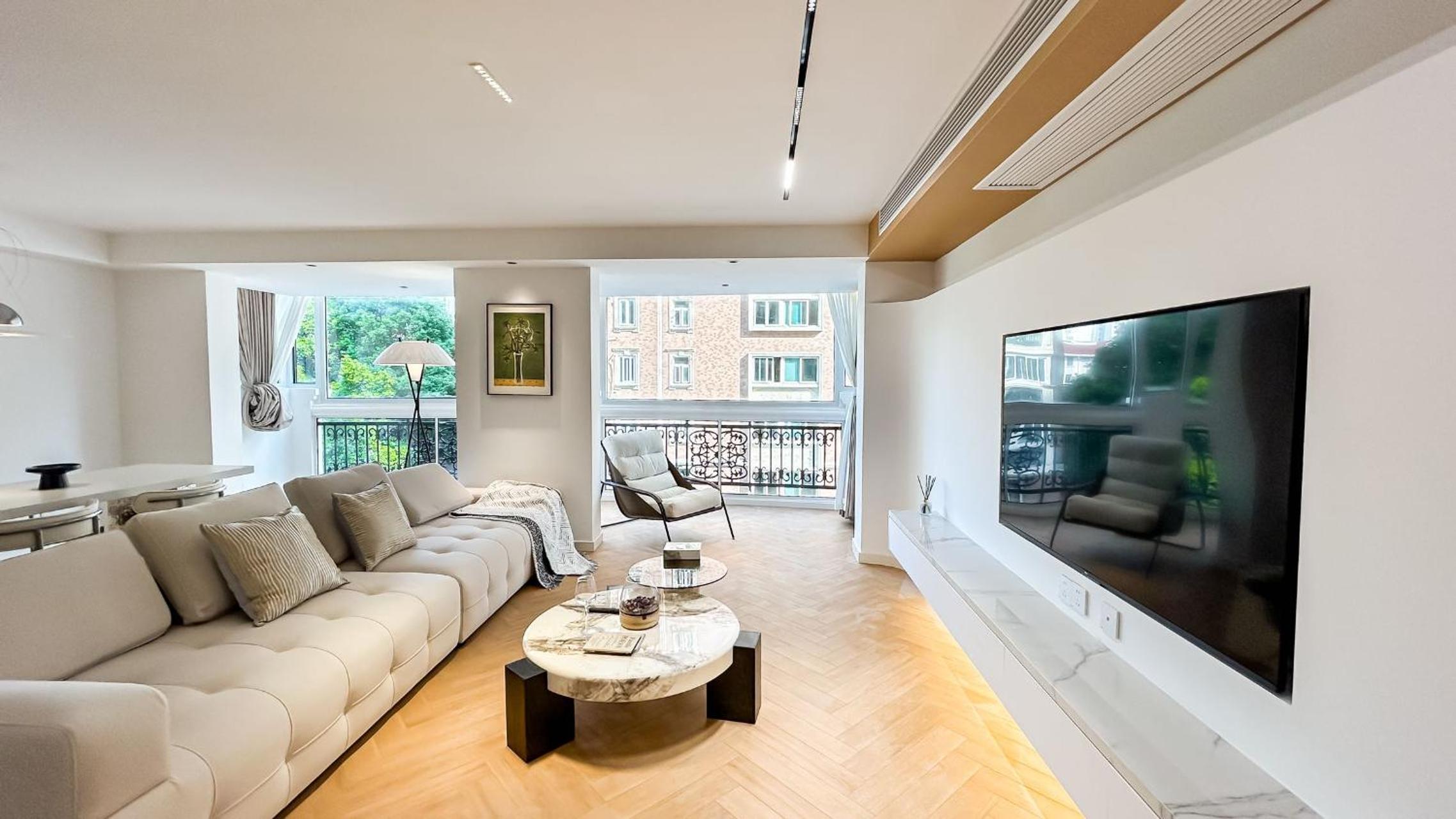 HuaiHai Road Branch Xujiahui Garden Large Living Room Luxury Three Bedroom Hengshan Road Henglong Plaza Shanghai Jiao Tong University