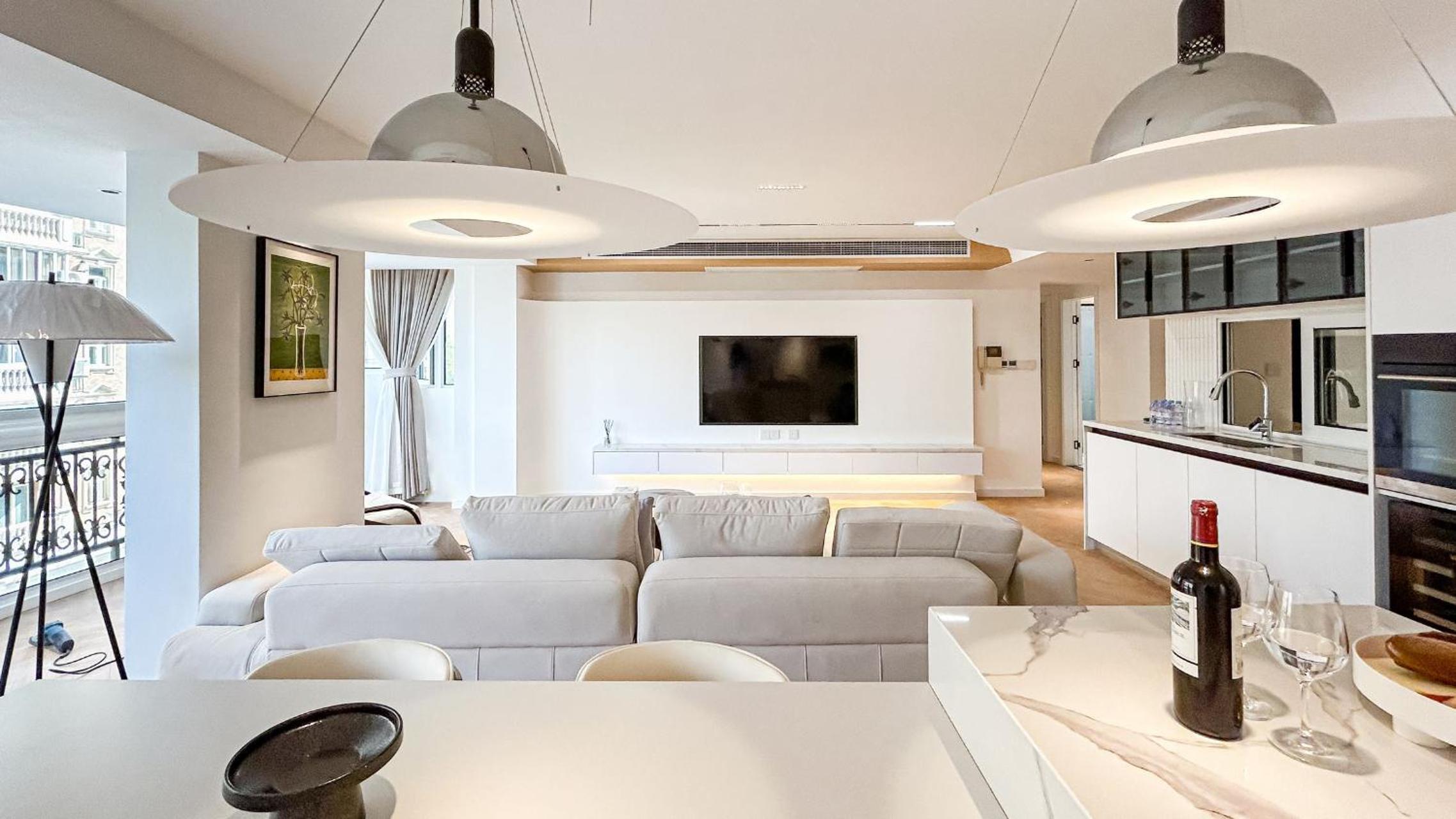 HuaiHai Road Branch Xujiahui Garden Large Living Room Luxury Three Bedroom Hengshan Road Henglong Plaza Shanghai Jiao Tong University