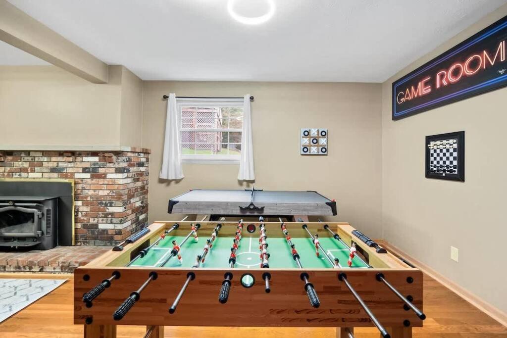 hot tub I game room I private deck I view 4