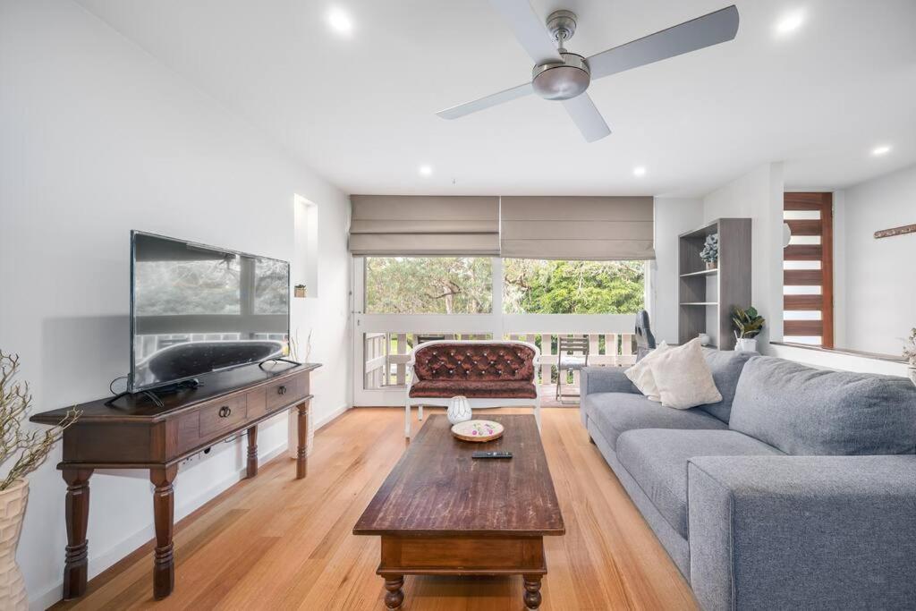 Modern 2 BRM Cottage at Eastland Ringwood