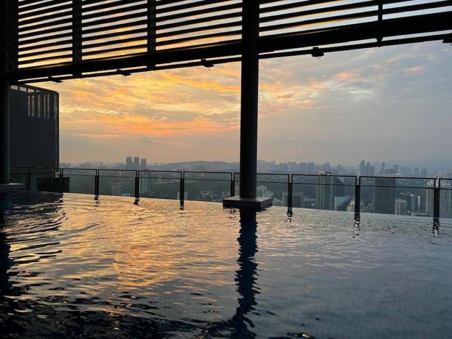 Ceylon Hill Luxury Condo Perfect KL Tower View!