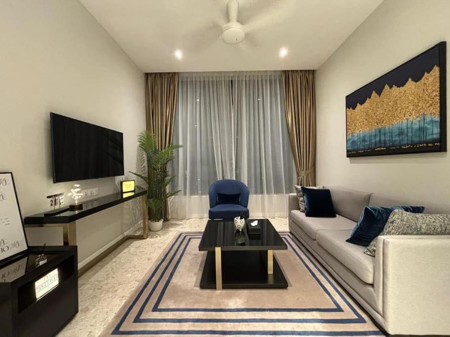 Ceylon Hill Luxury Condo Perfect KL Tower View!