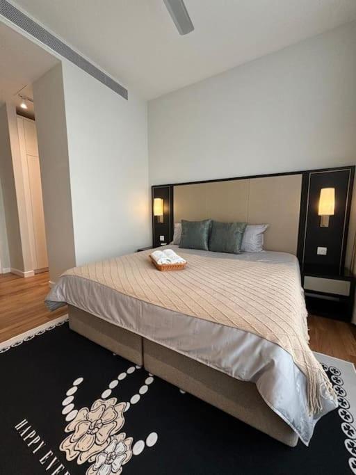 Ceylon Hill Luxury Condo Perfect KL Tower View!