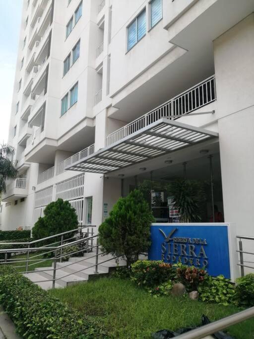 Apartamento en El Rodadero con piscina y jacuzzi