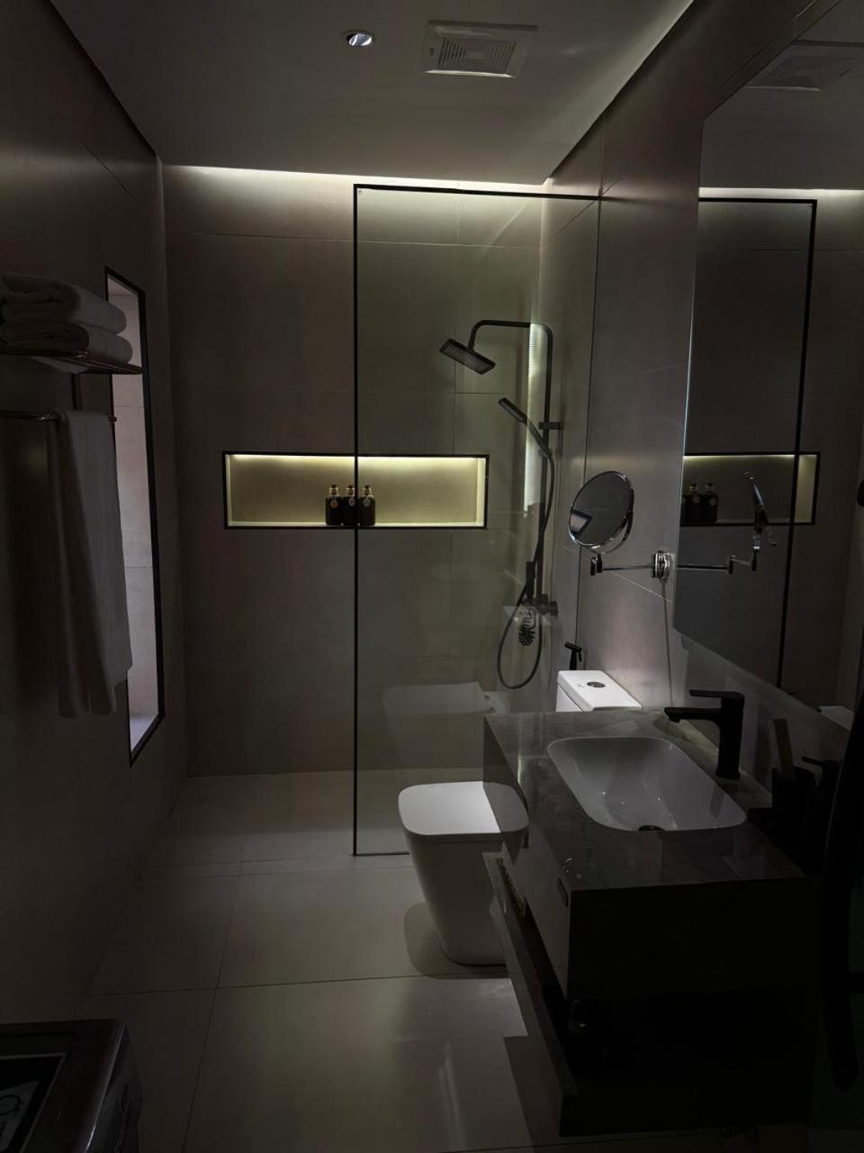 Luxury Apartments for Rent in Alwajh view 2