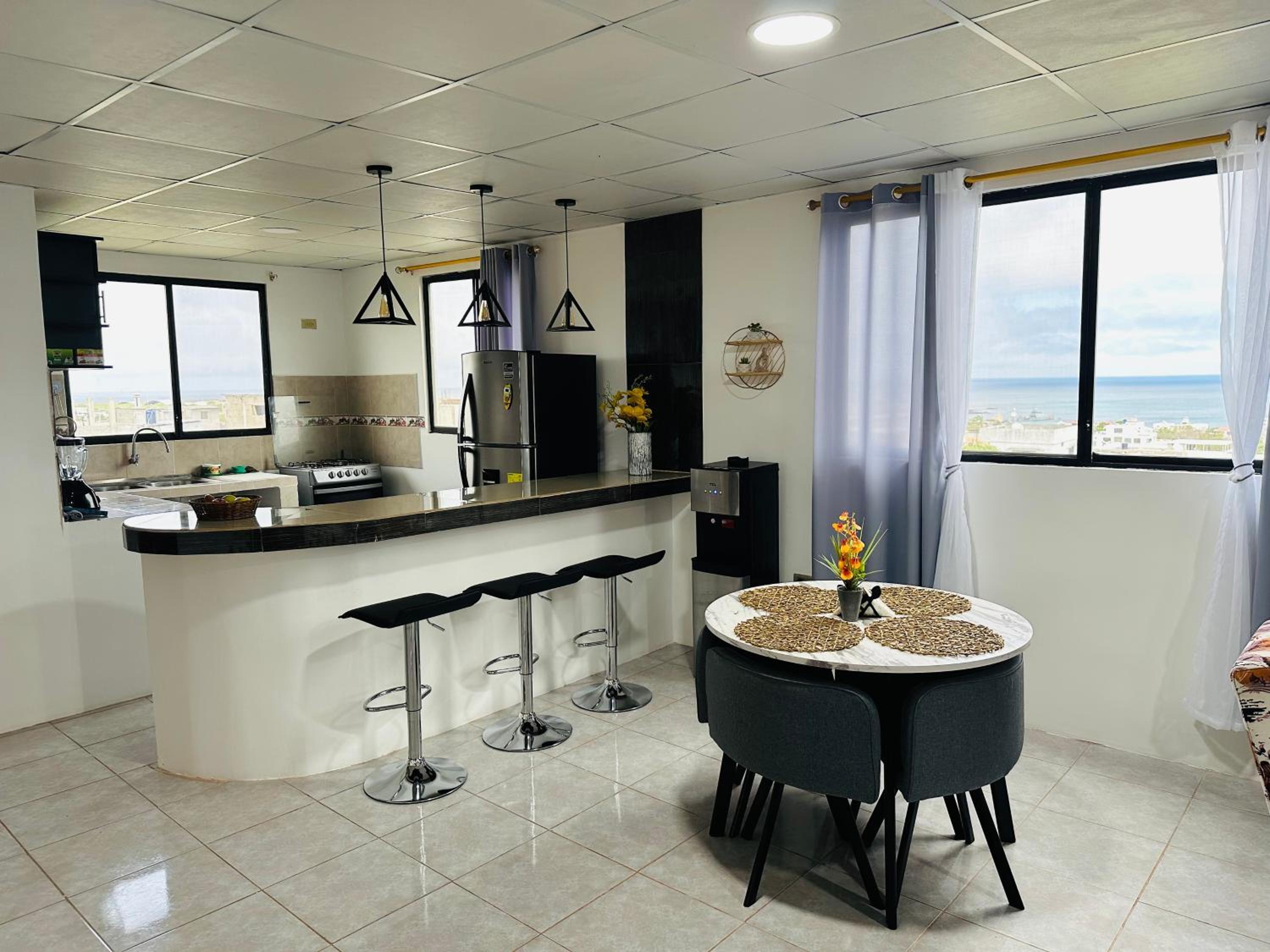 Horizon House Piso 3 - Vista a la bahía
