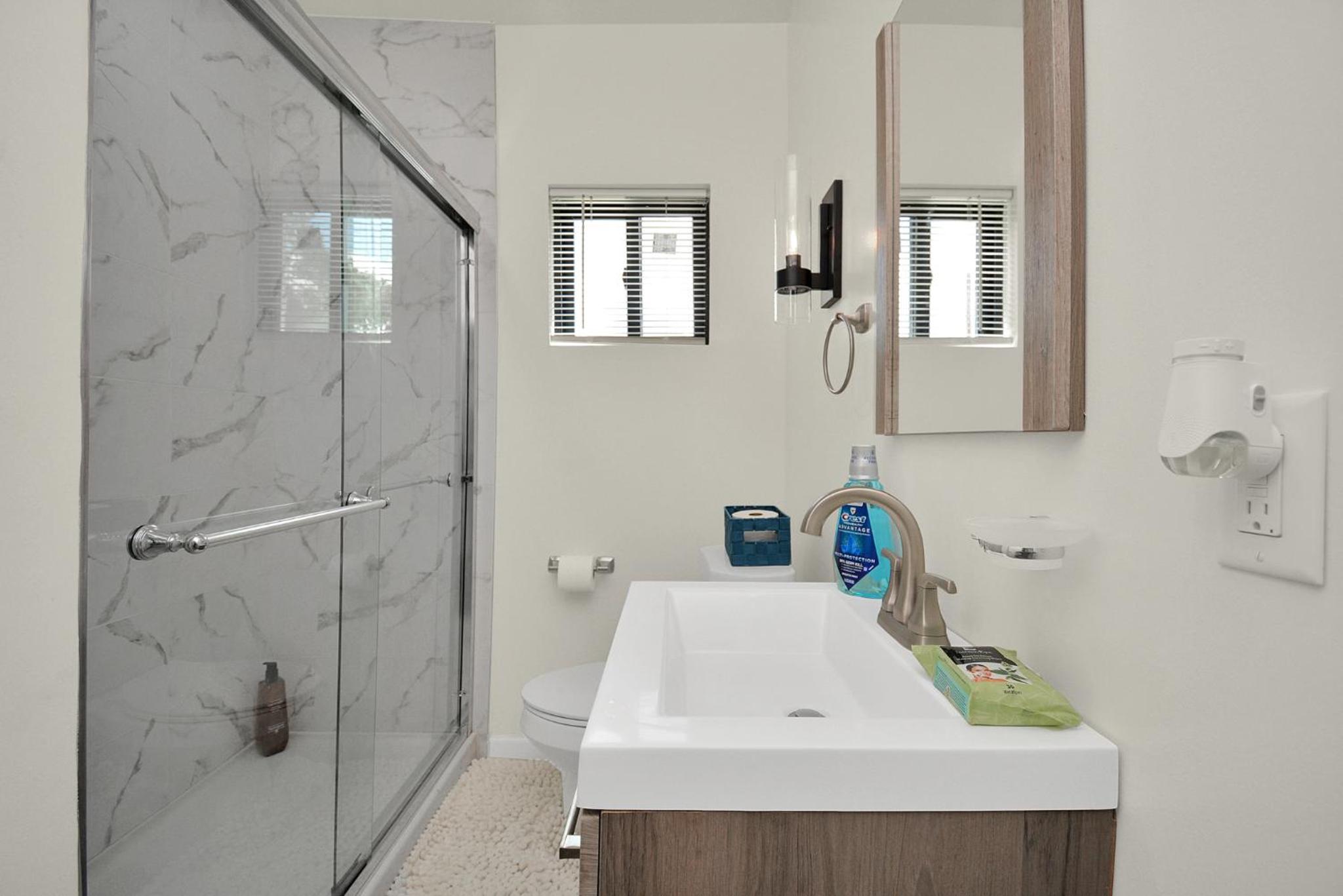 Stylish 4-Bedroom Home 9 Minutes From Downtown view 2