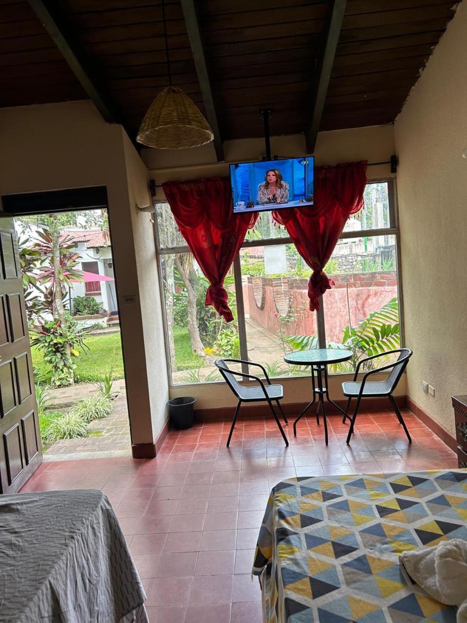 Casa aine view 4