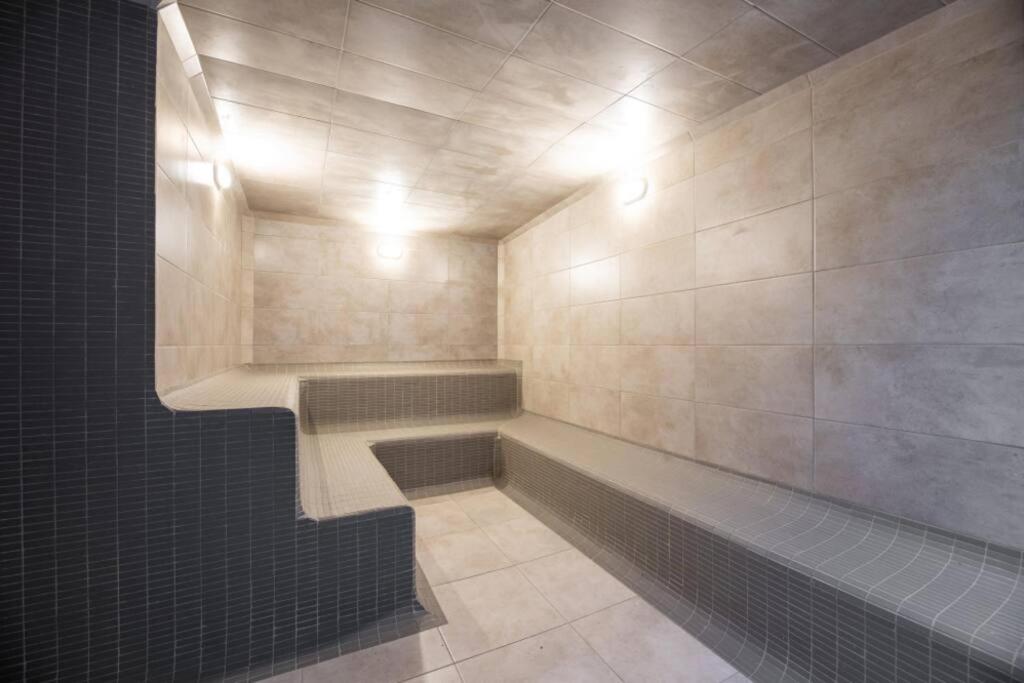 Amazing cozy & new flat 3 bedrooms in Medellin best location