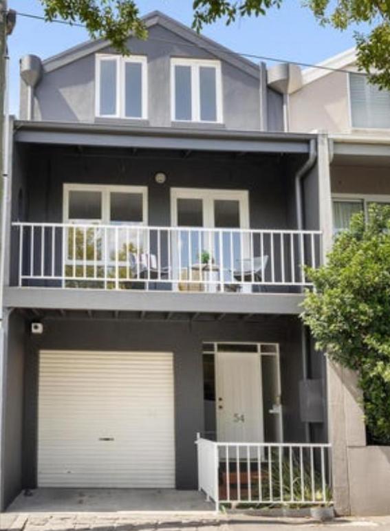 Spacious Middle Park Townhouse, Sleeps 6, Bayside