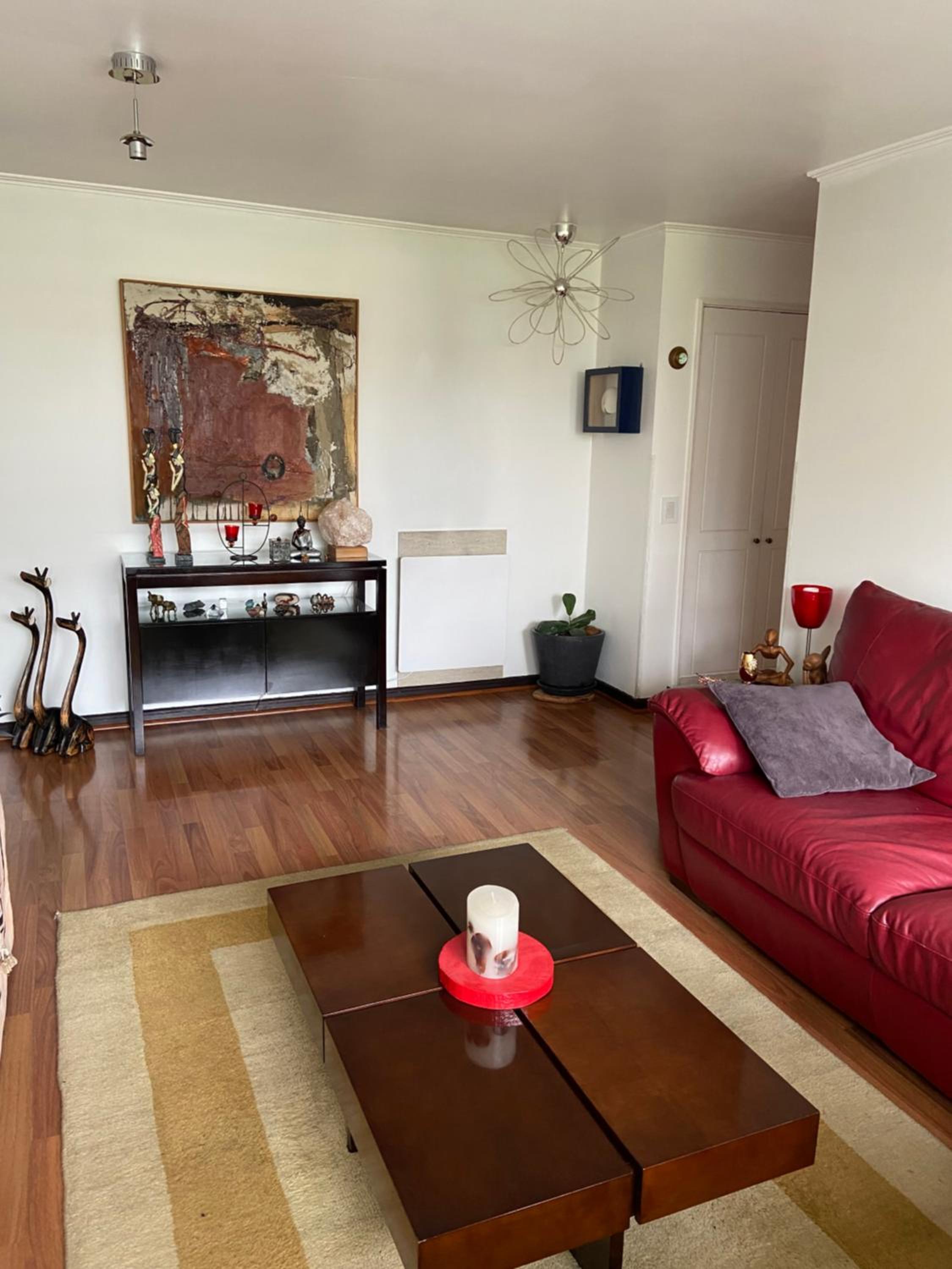 Excelente apartamento en las condes