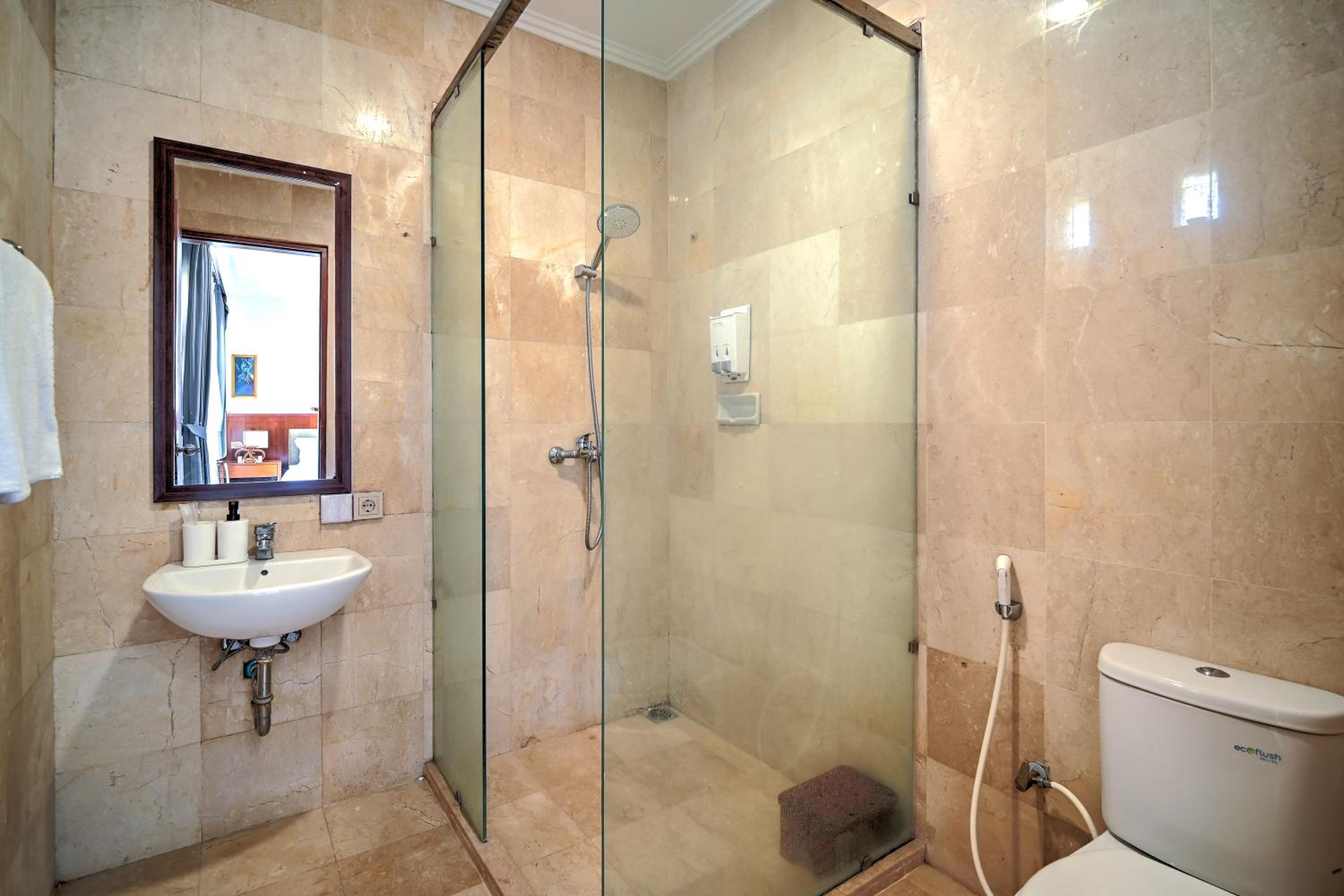 PRIVATE 3BR - Yash Villa at Seminyak view 3