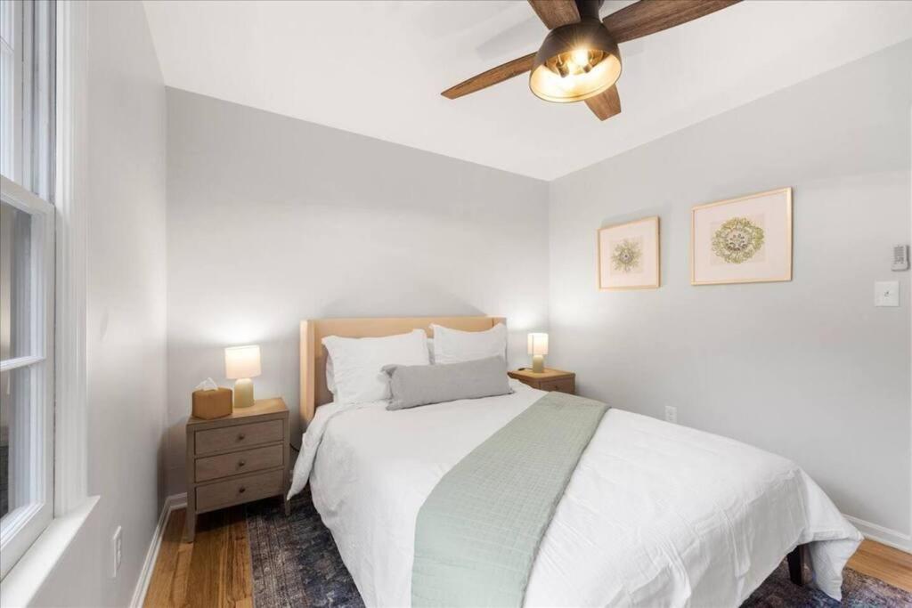 Light Bright OP Remodeled Home 4BD 2BTH - Property Image 35