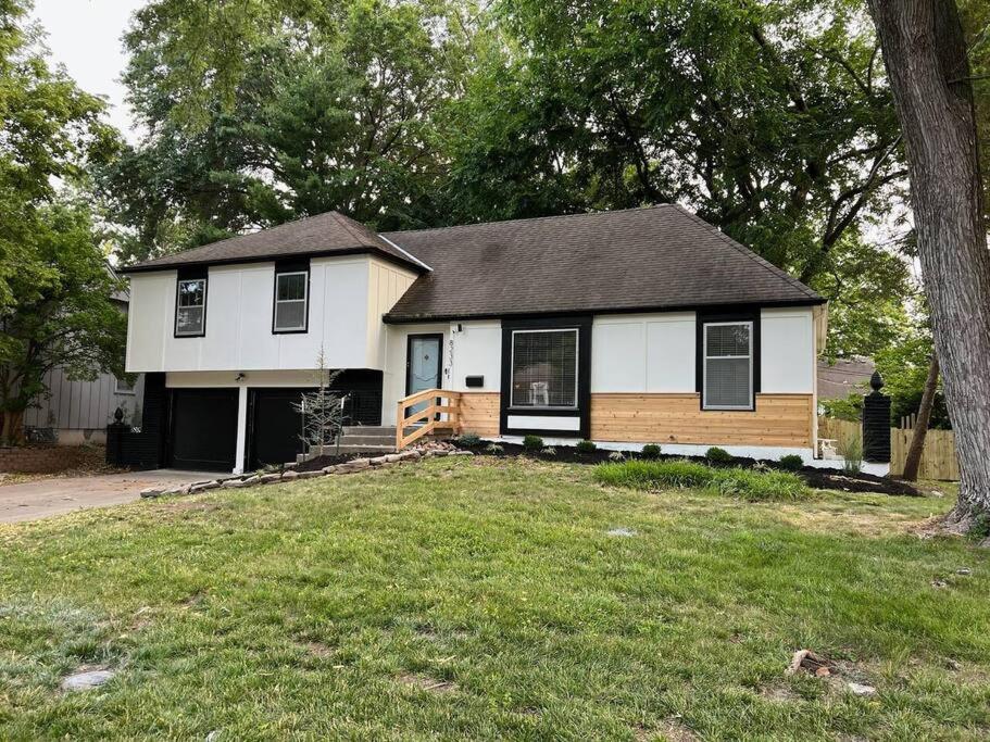 Light Bright OP Remodeled Home 4BD 2BTH - Property Image 15