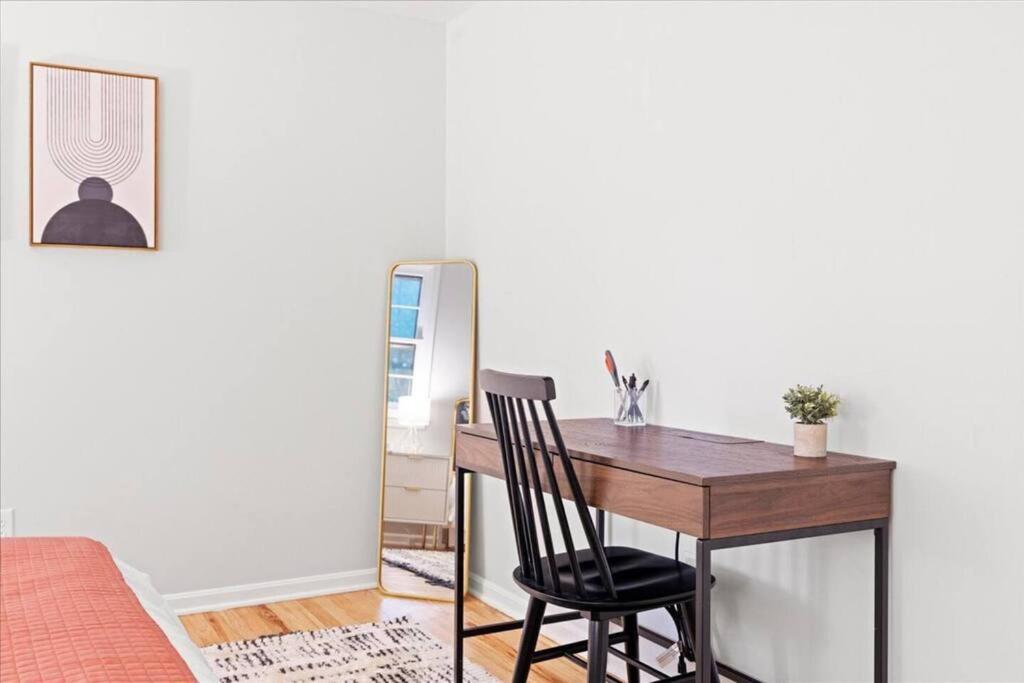 Light Bright OP Remodeled Home 4BD 2BTH - Property Image 2