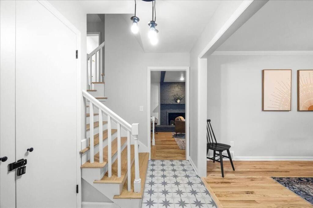 Light Bright OP Remodeled Home 4BD 2BTH - Property Image 7