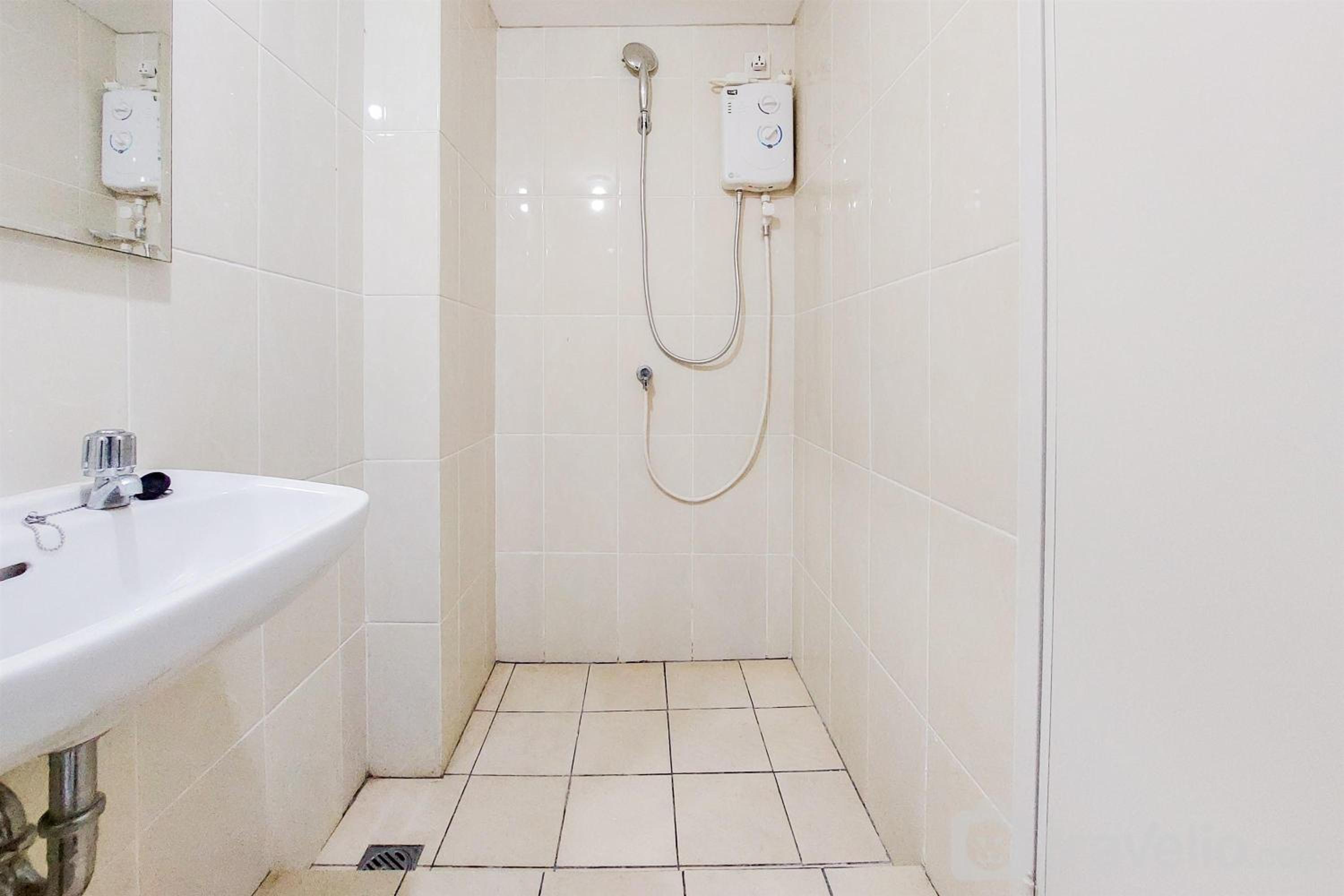 Best Cozy Stay Studio Apartment at 10th Floor M-Town Residence By Travelio