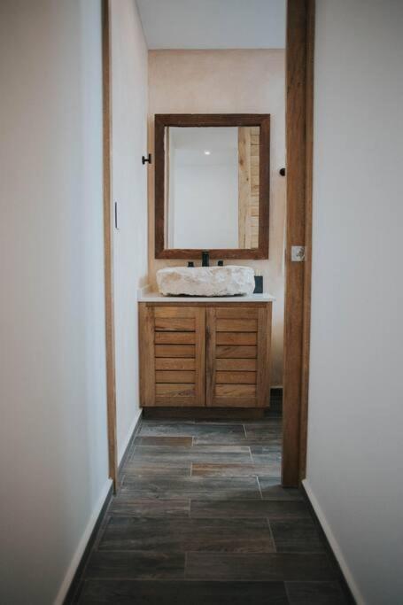 Photo 48