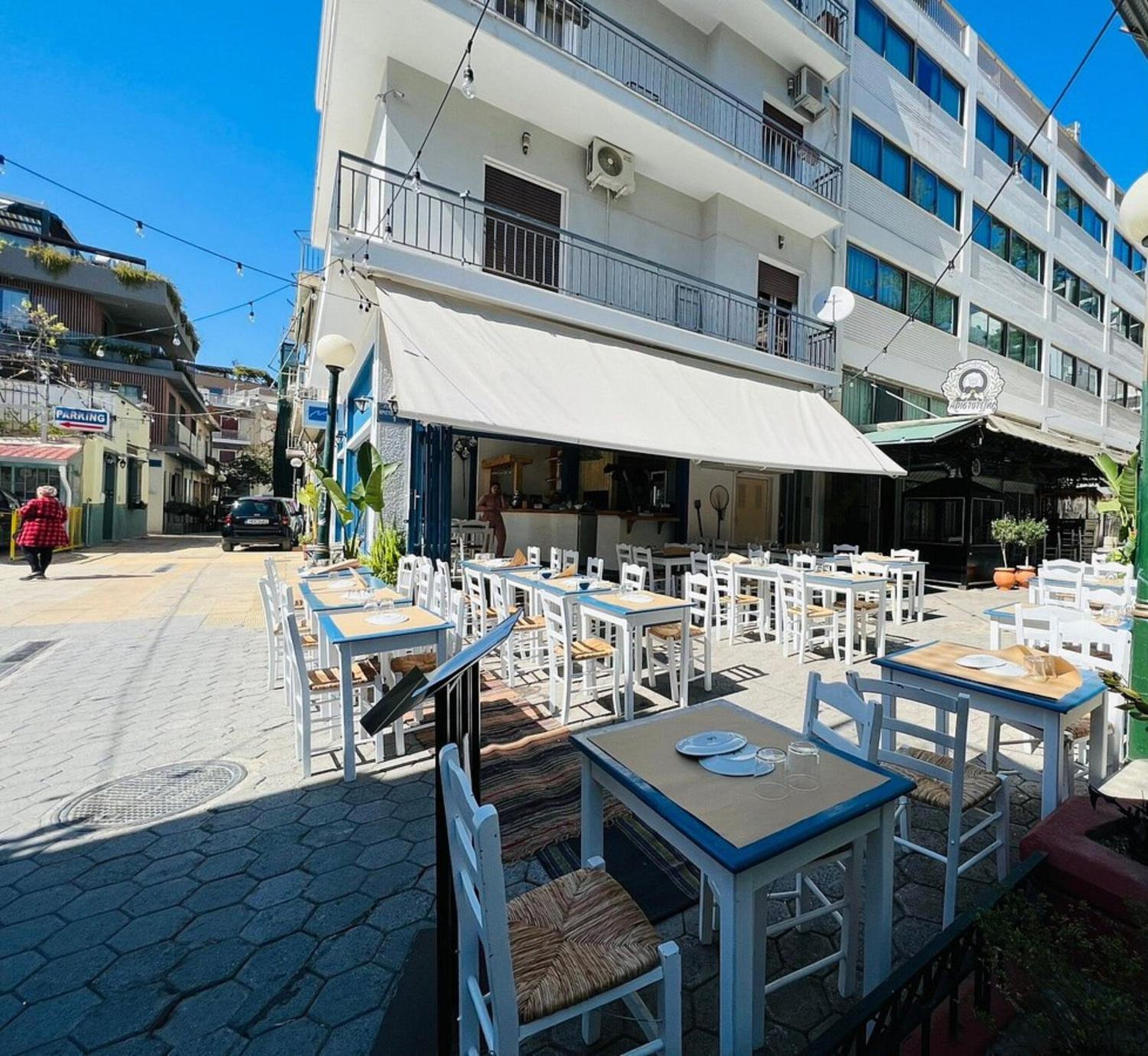 Eternal Acropolis Suites