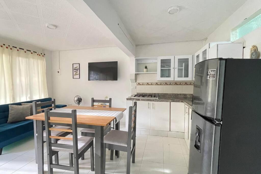 Apto 2BR Villa del Sur, wifi, 0ffice with monitor