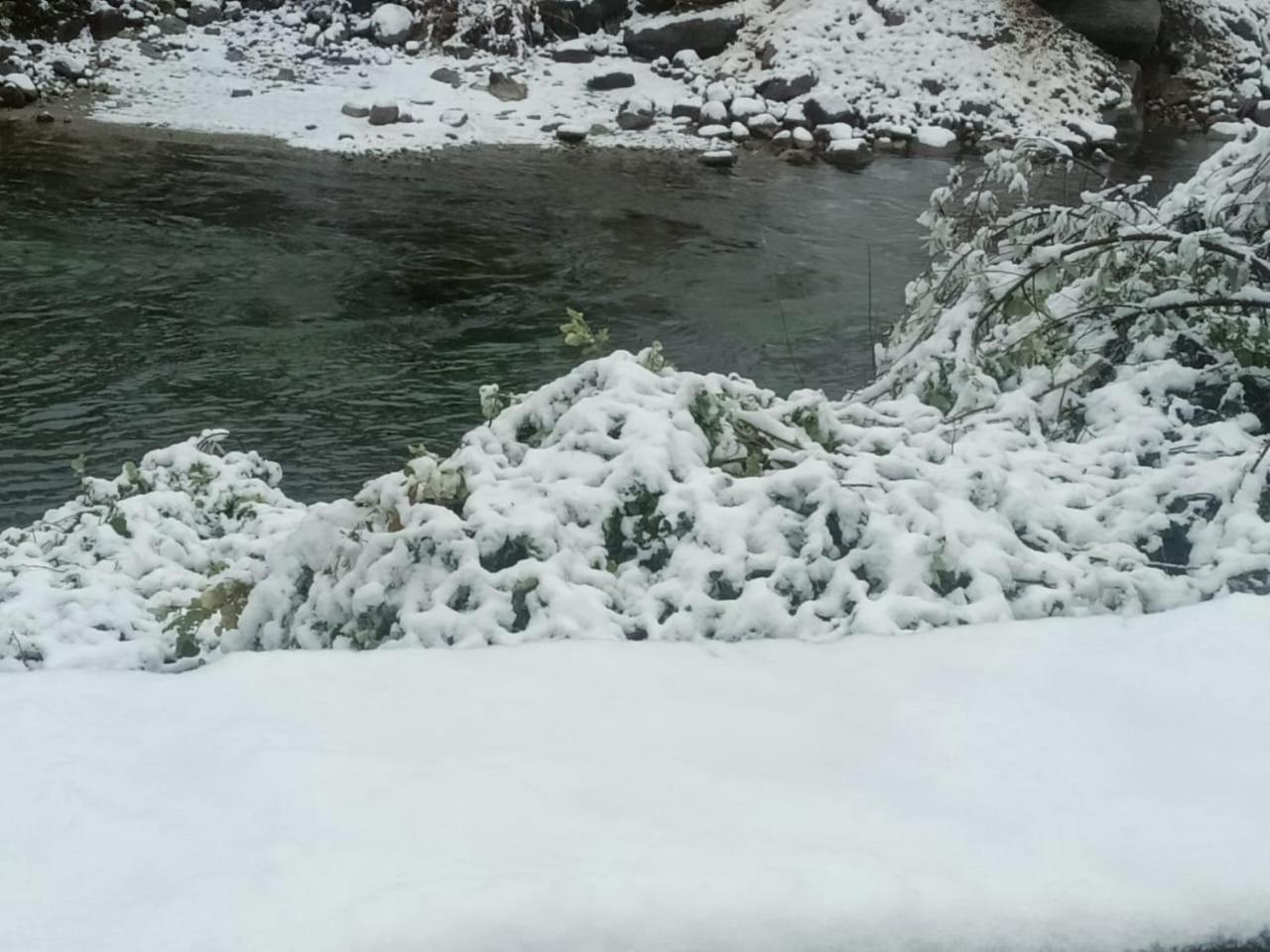 Tirthan Jaabal Homestay view 2