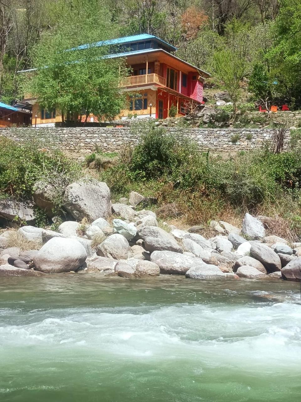 Photo 6