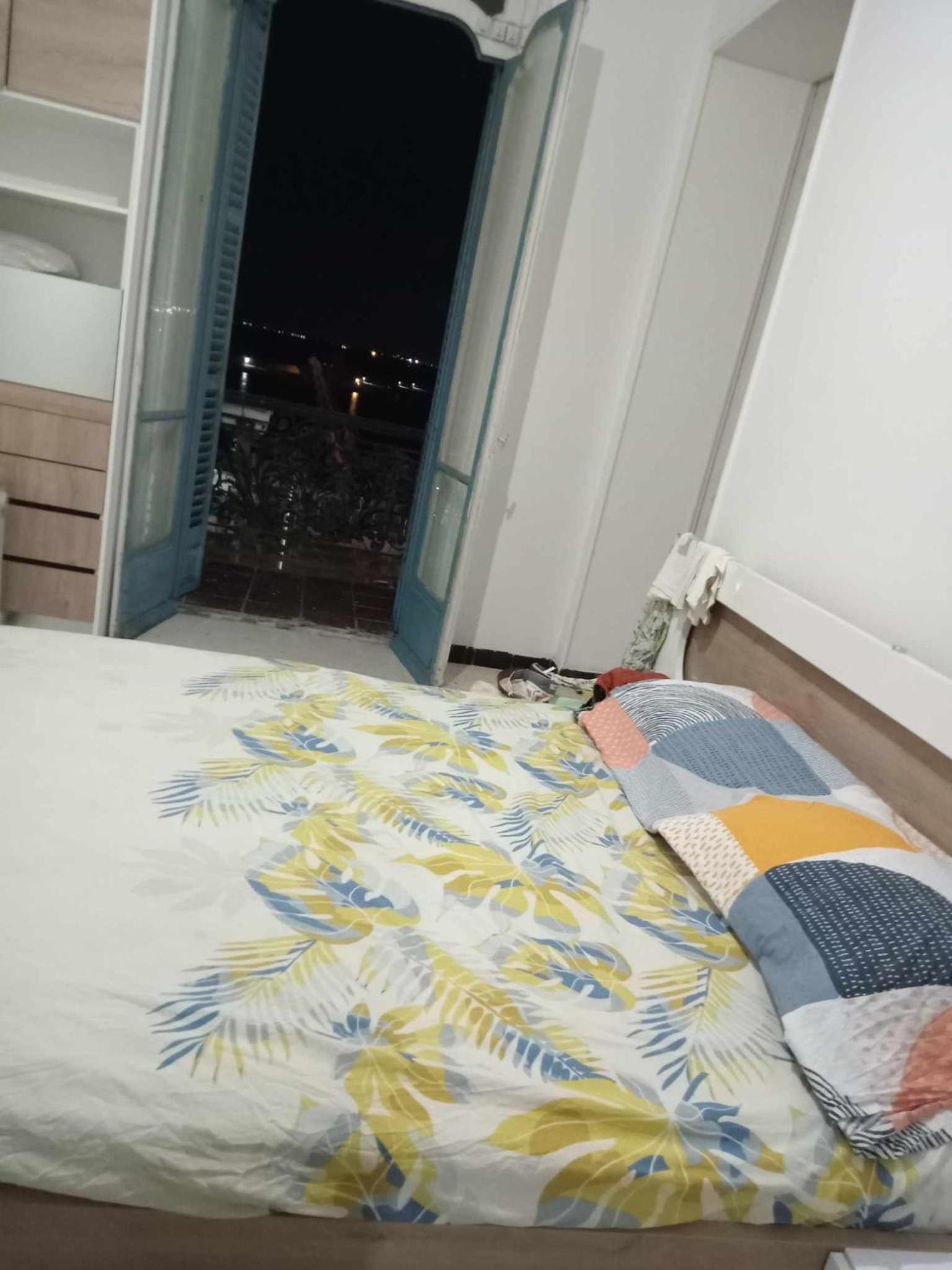 Très grand apartement hausmanien cœur du centre ville vu mer immédiate