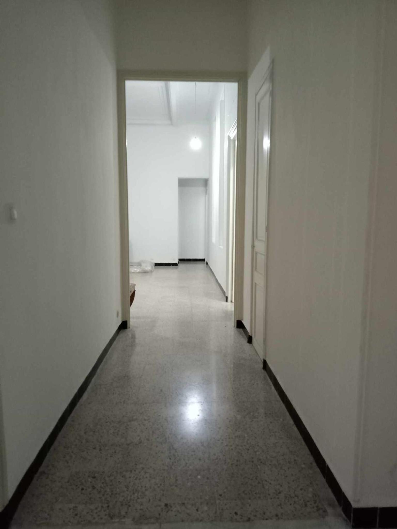 Très grand apartement hausmanien cœur du centre ville vu mer immédiate